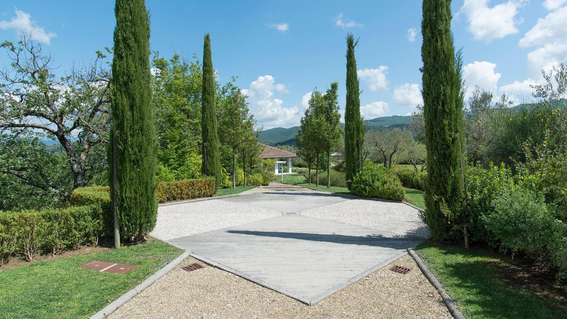 VILLA NINFEO 10&4, Emma Villas view 2