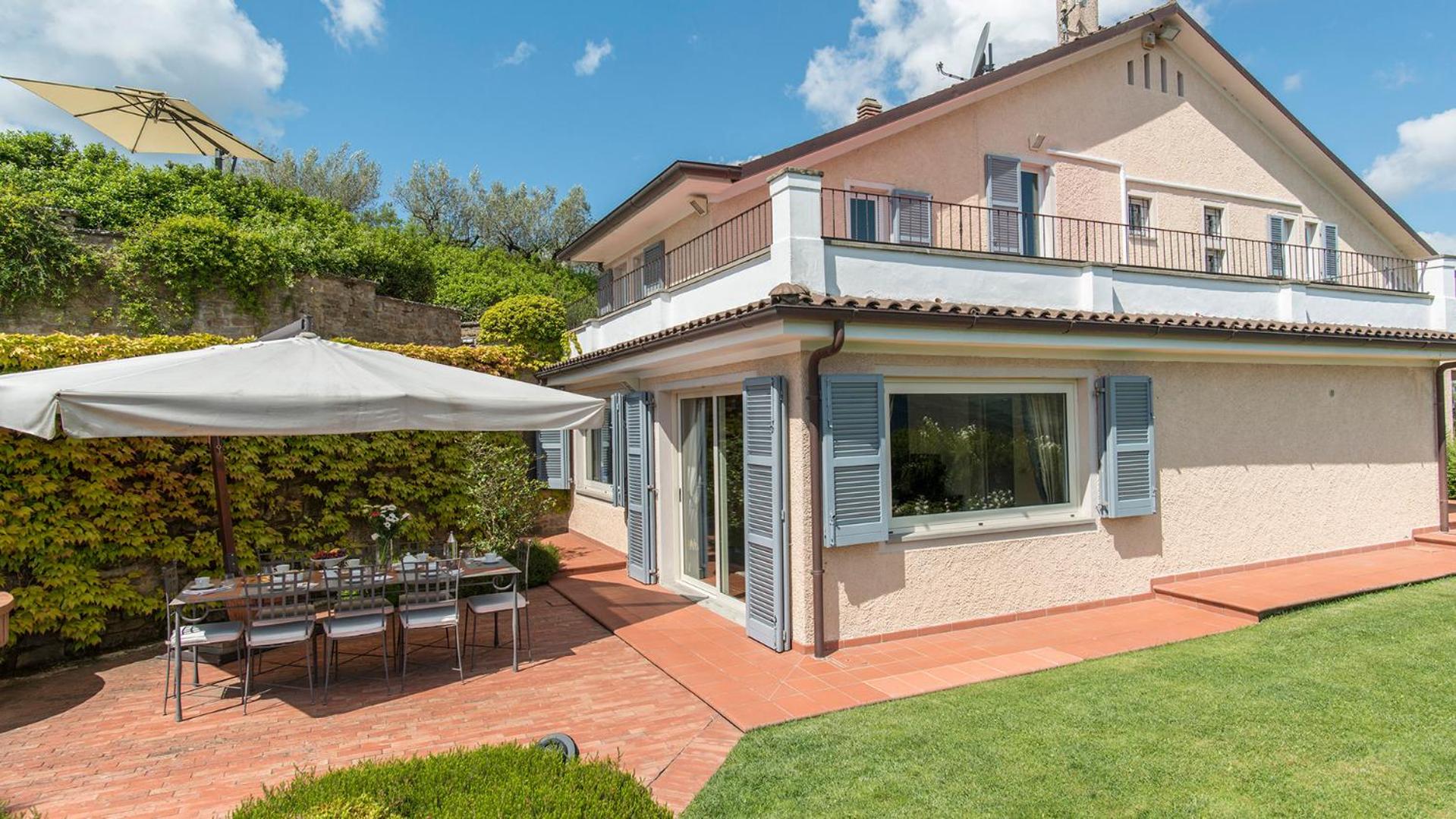 VILLA NINFEO 10&4, Emma Villas view 5