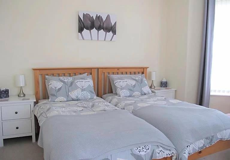 Jubilee House - 4 bedroom central house - bright and spacious, 2 parking spaces view 5