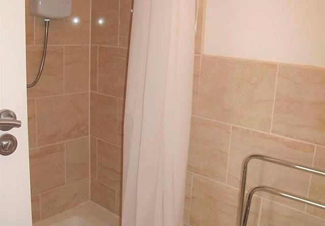 Jubilee House - 4 bedroom central house - bright and spacious, 2 parking spaces view 3