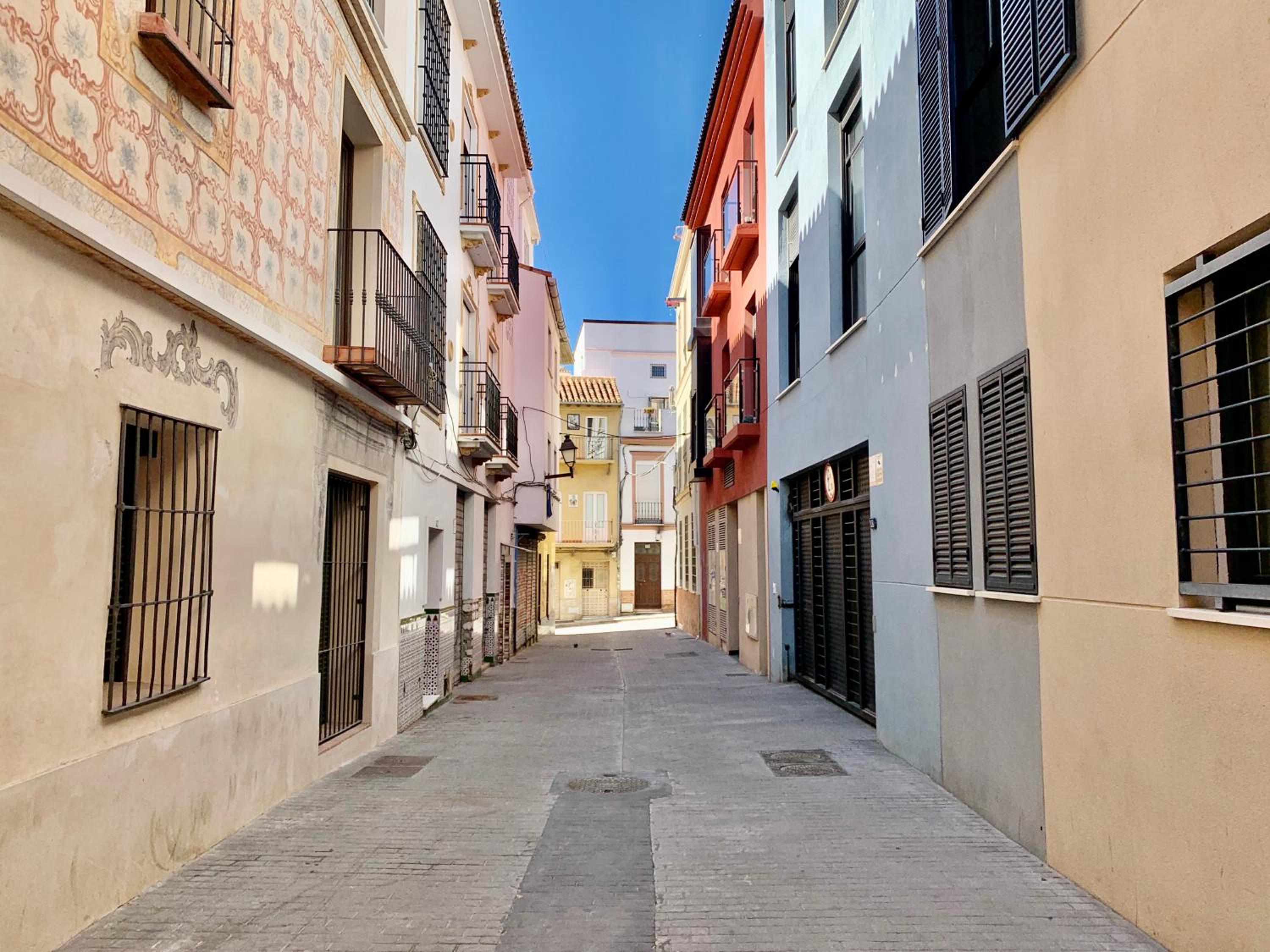 Homely Málaga Refino Bajo G6 y F6