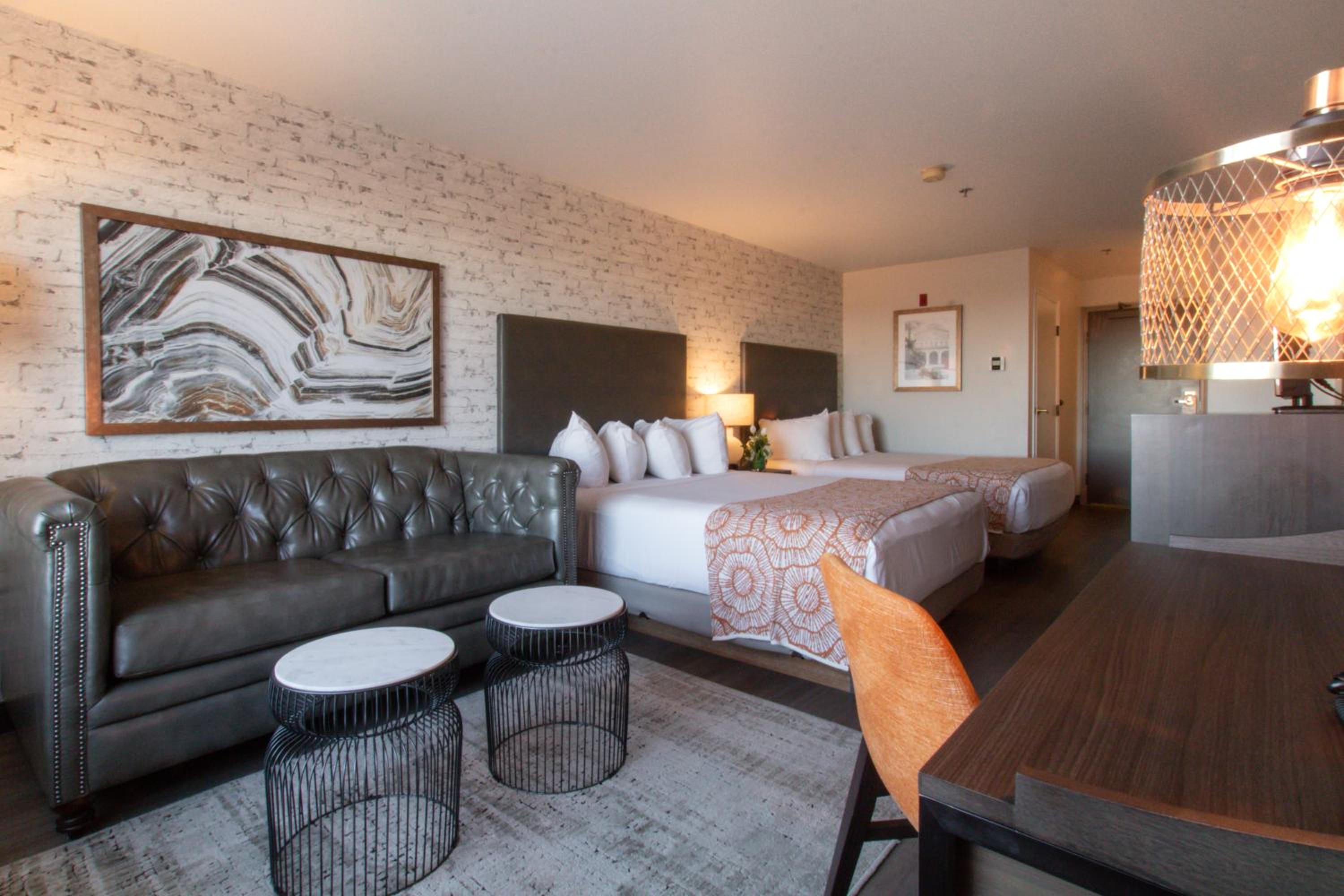 Chico Vacations - Oxford Suites Chico - Property Image 1