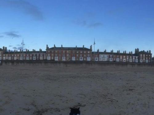Moray Beachside Apartments