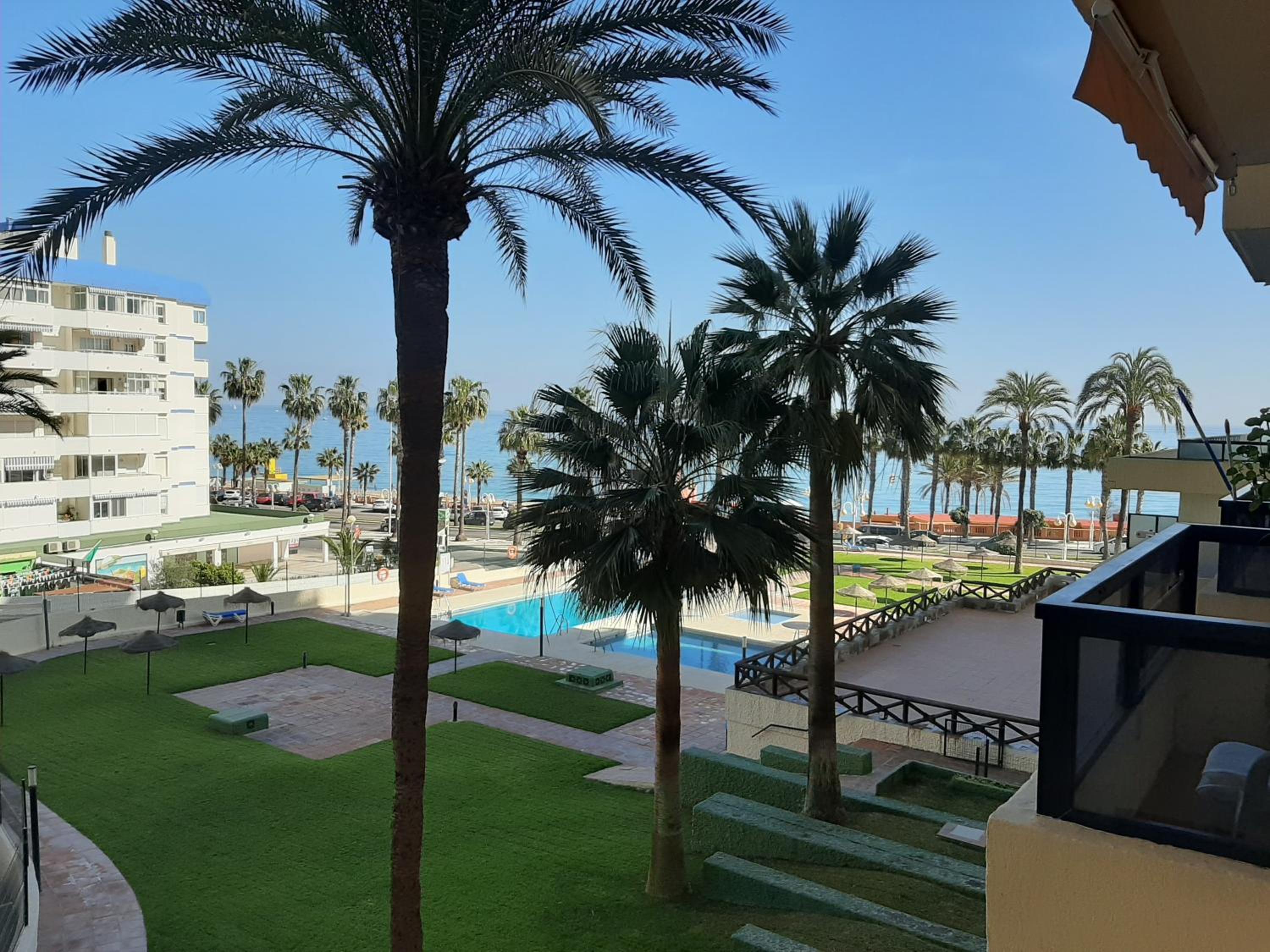 PRIMERA LINEA DE PLAYA Benalmádena
