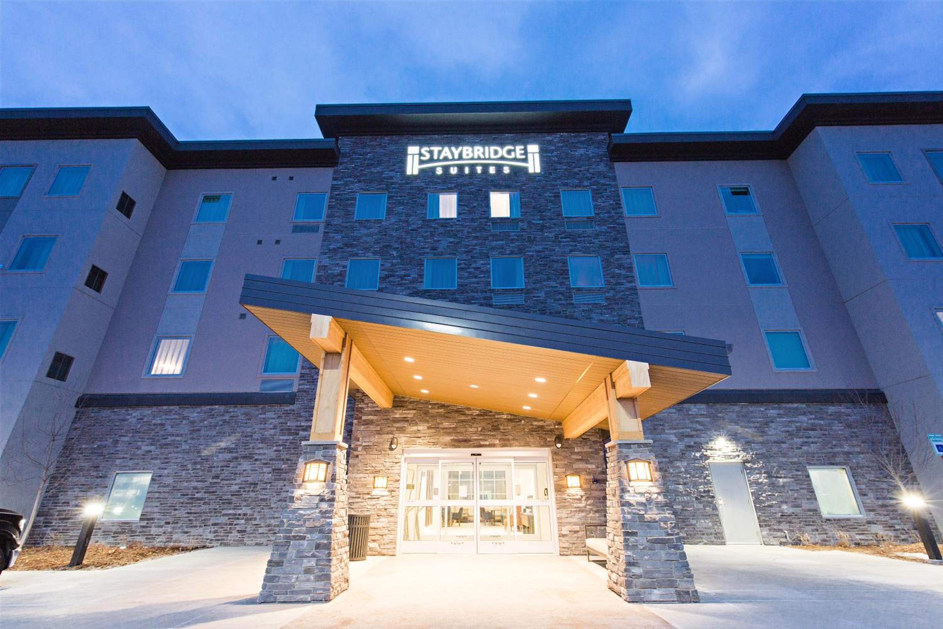 Hotel Staybridge Suites - Denver North - Thornton, an IHG Hotel - Image 1