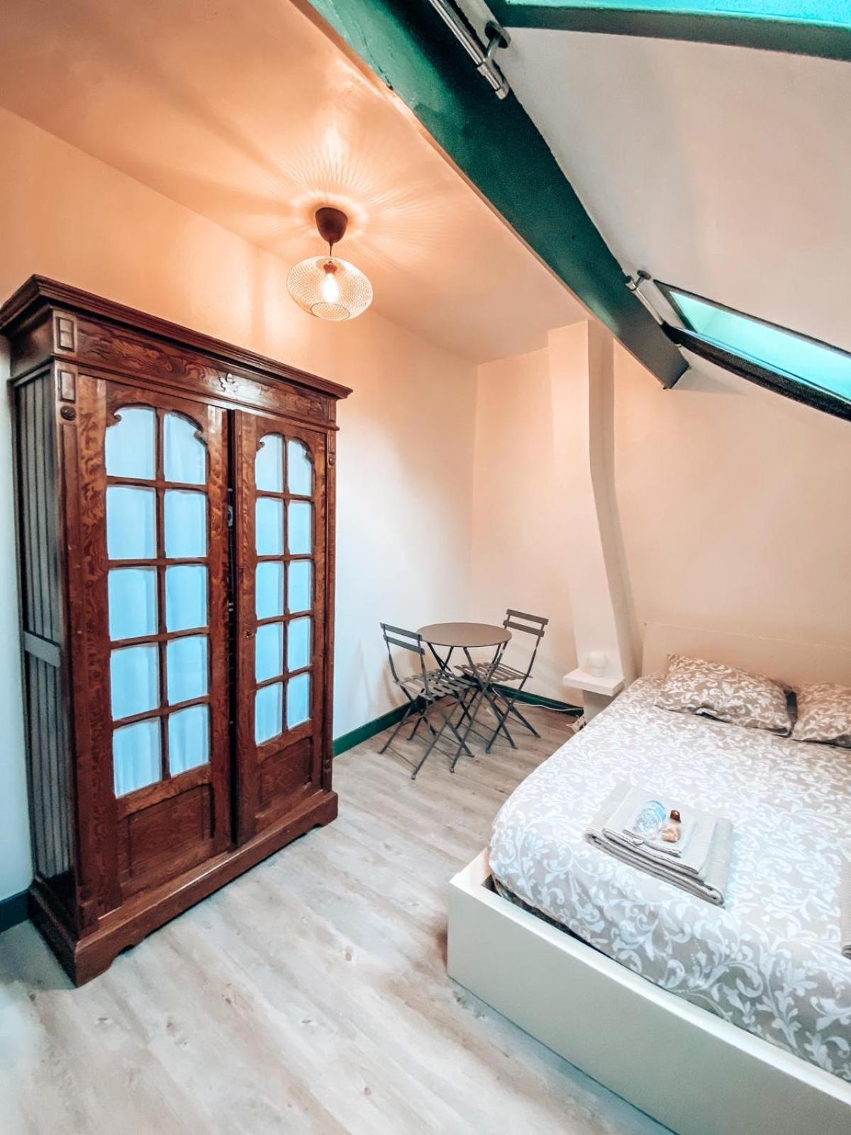 Chambres Privées dans une maison de charme view 2