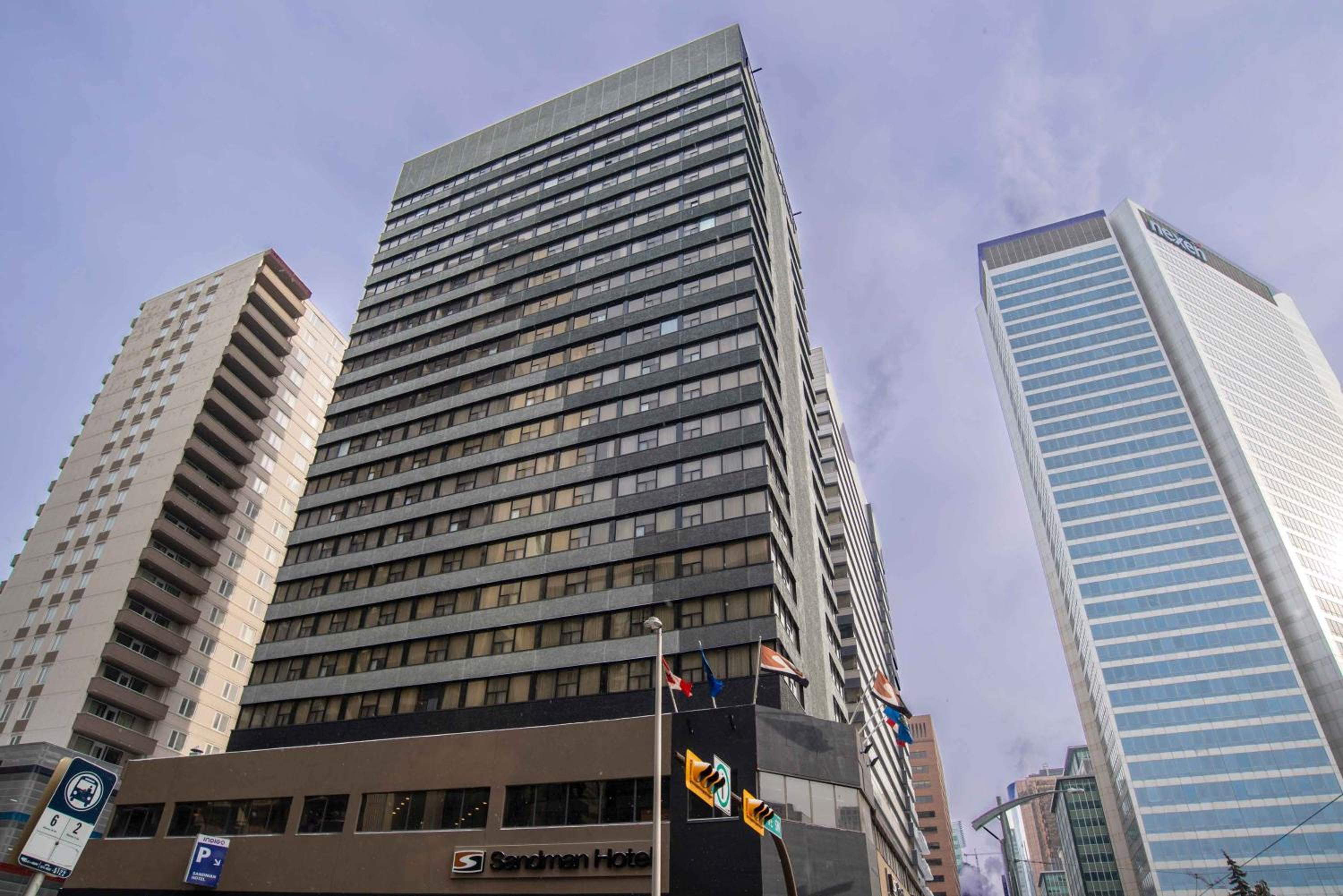 Sandman Signature Calgary Downtown Hotel-0