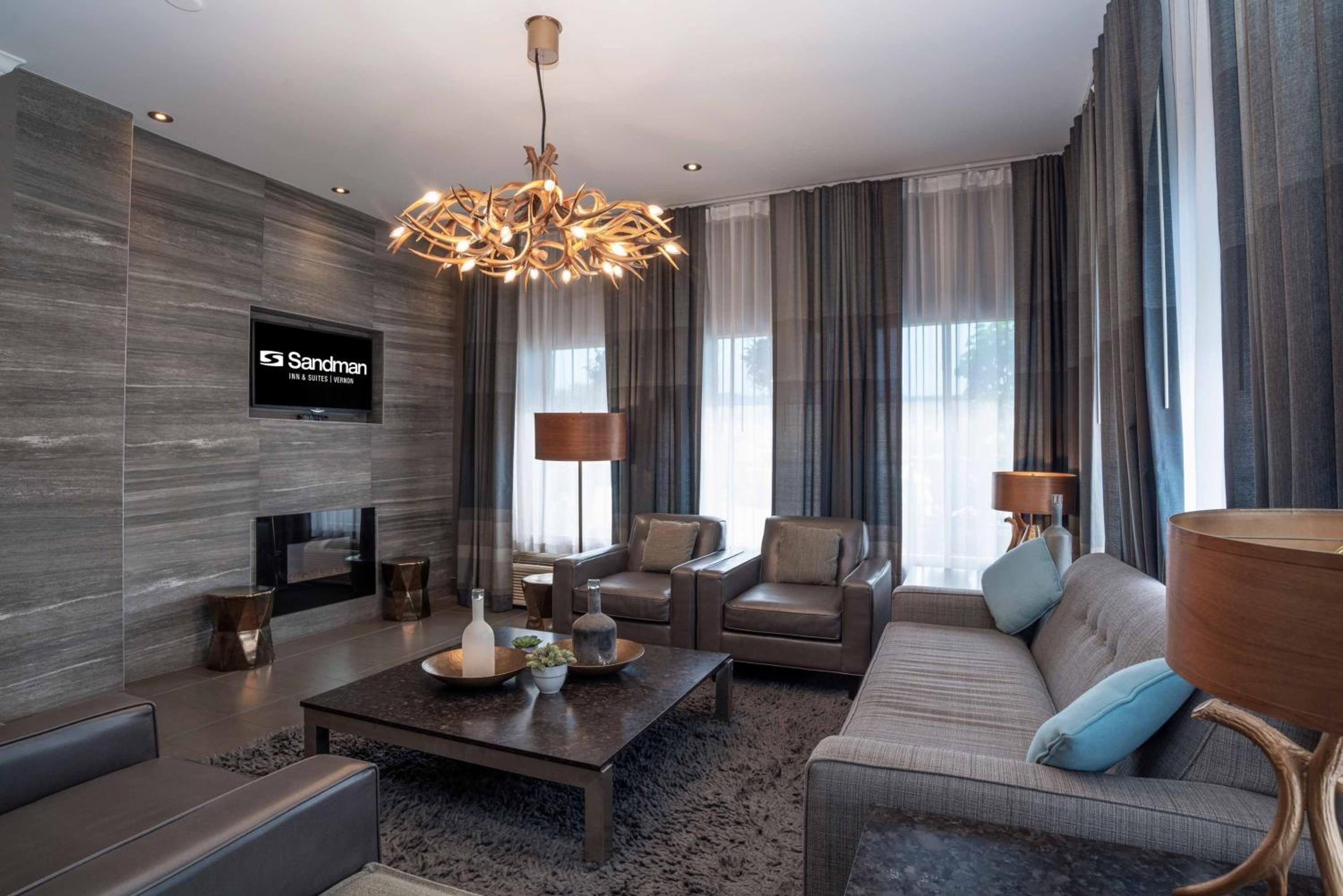 Vernon Vacations - Sandman Hotel Vernon - Property Image 24