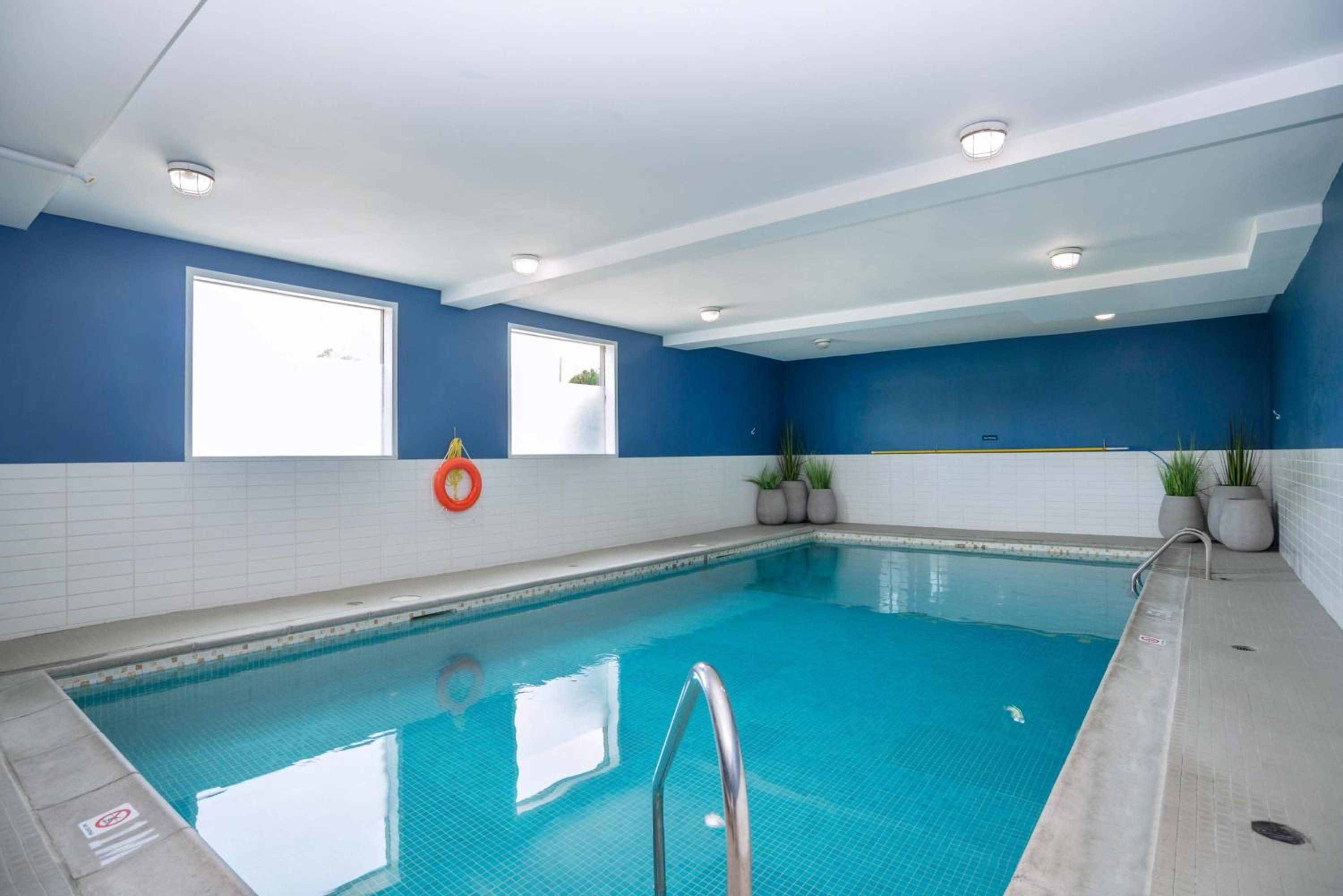 Vernon Vacations - Sandman Hotel Vernon - Property Image 30