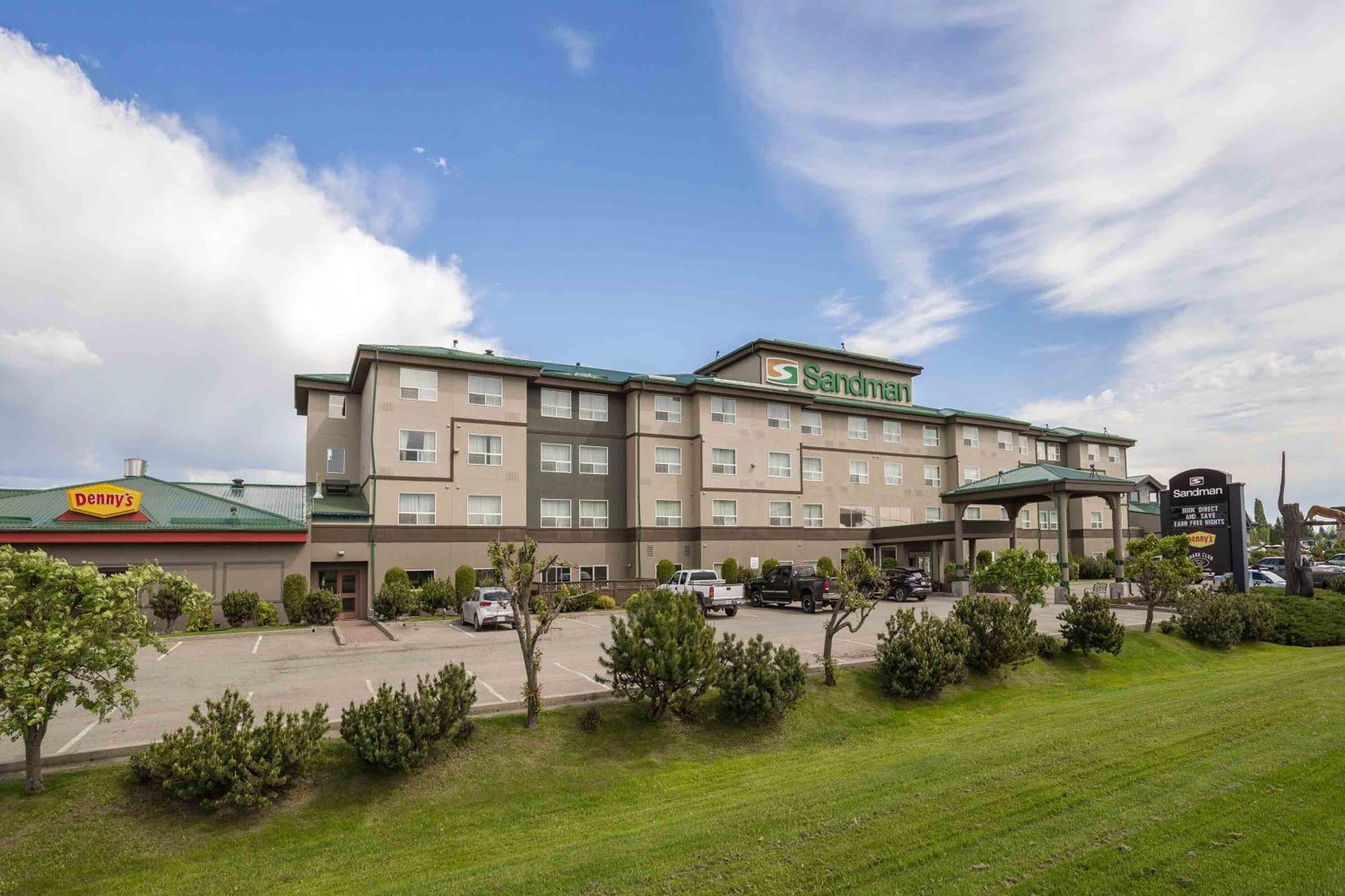 Quesnel Vacations - Sandman Hotel Quesnel - Property Image 5