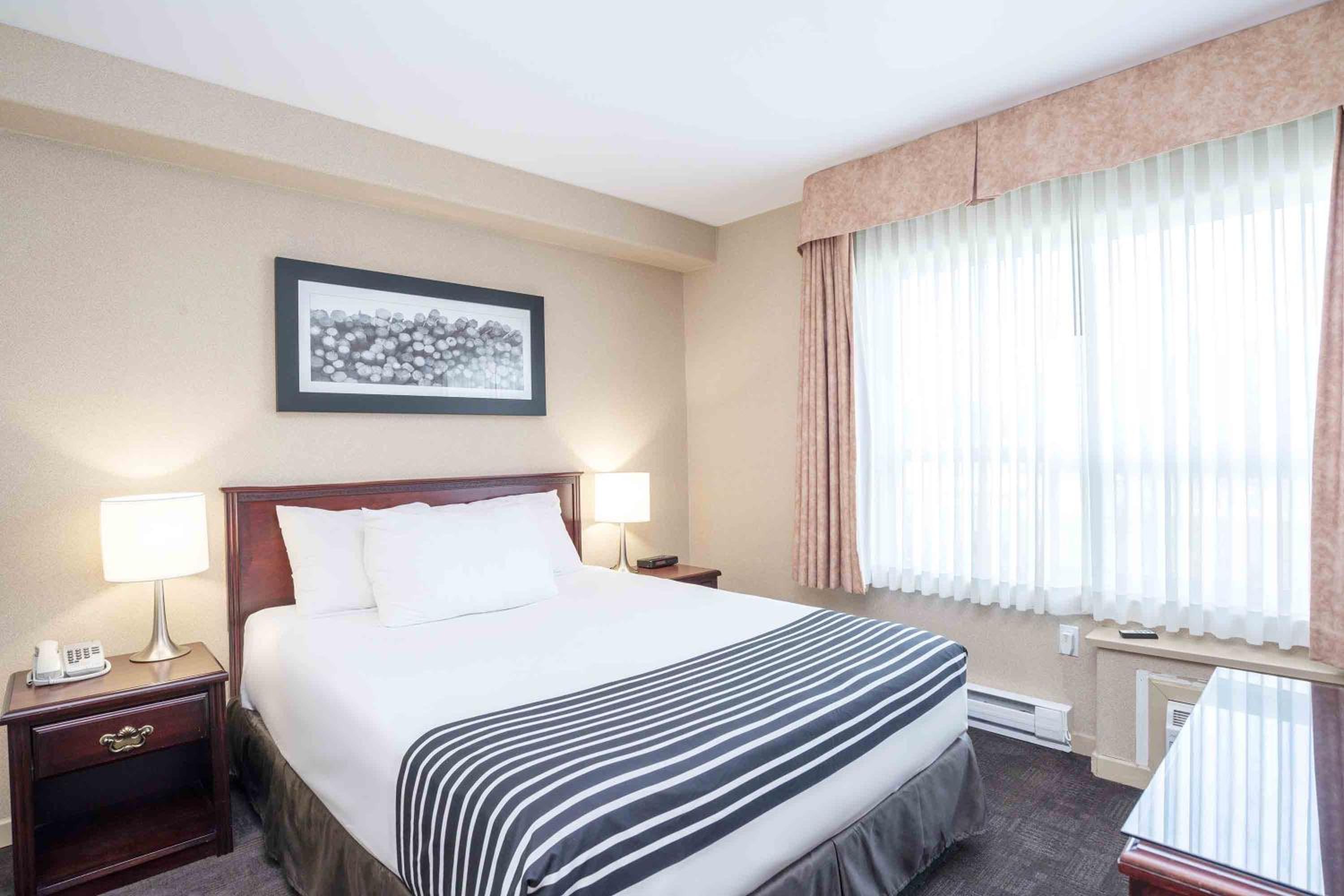 Quesnel Vacations - Sandman Hotel Quesnel - Property Image 12