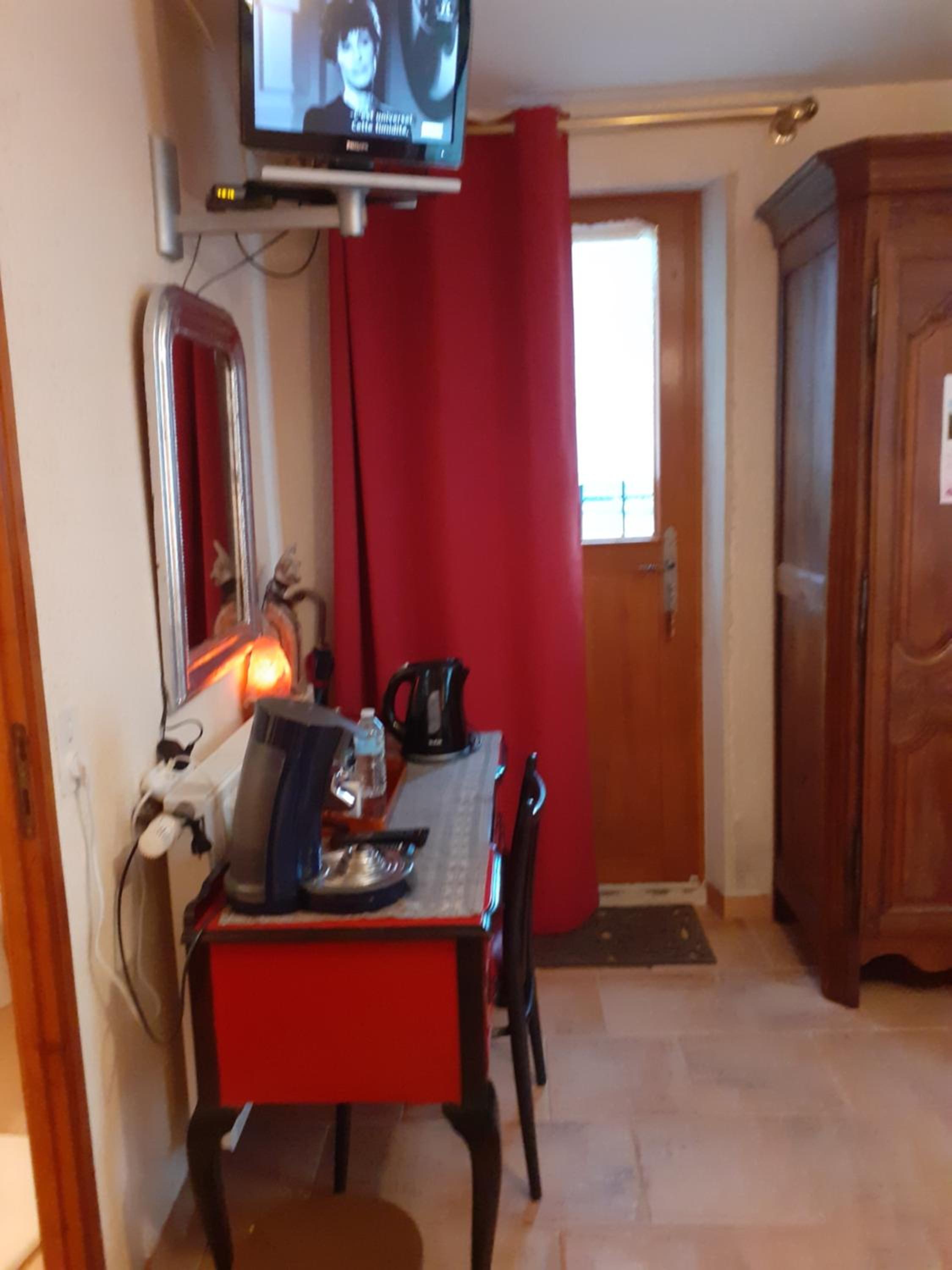 Photo 7