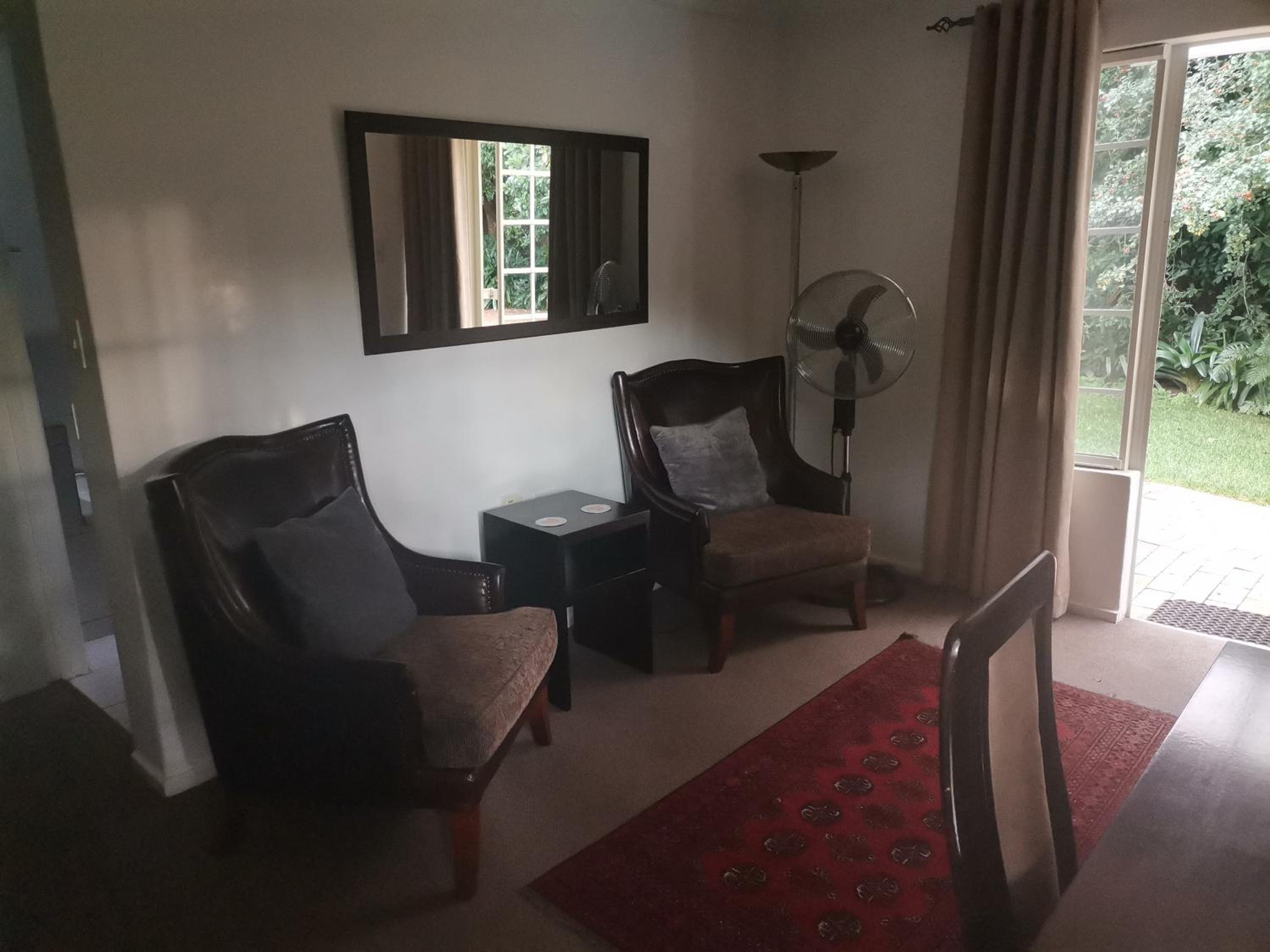 Rosebank Lodge Guesthouse by Claires