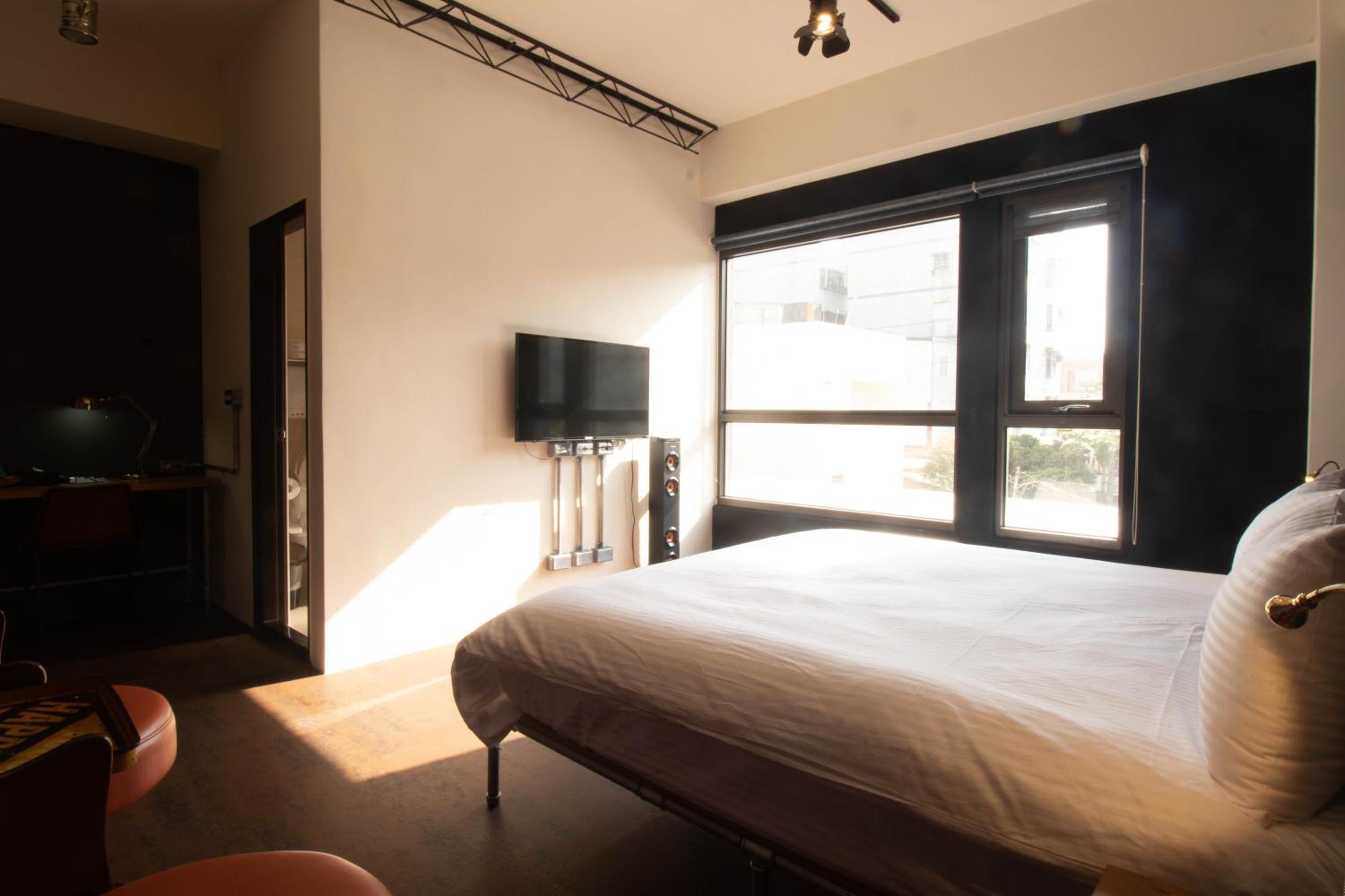 Ji Ye Jing Zhan B&B