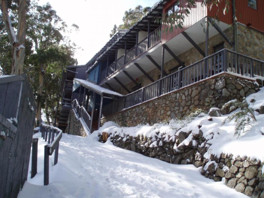 Karas 6 Thredbo Village view 4