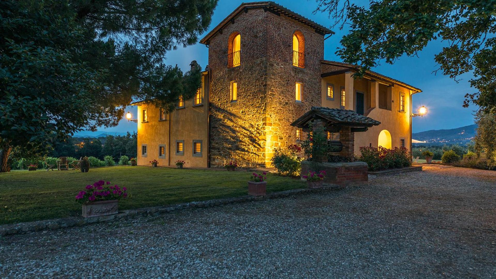 Villa Pucci 12, Emma Villas view 4