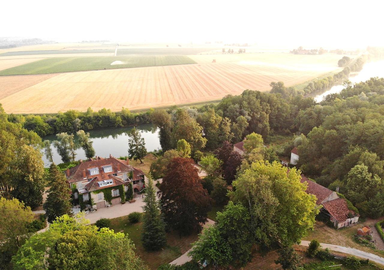 Le Relais du Doubs en Bourgogne view 3