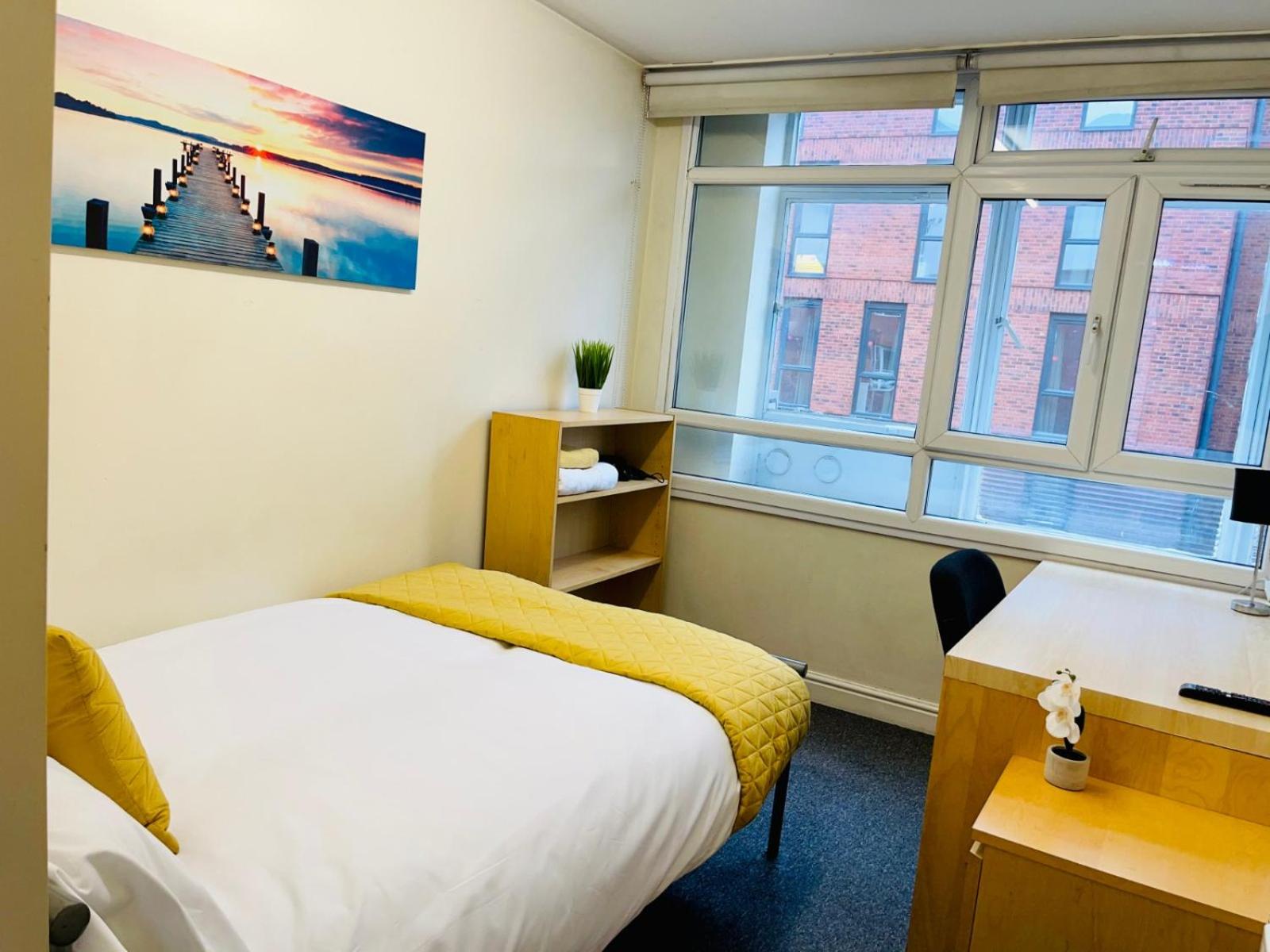 Sangha House - Ensuite Rooms with Shared Kitchen Facilities
