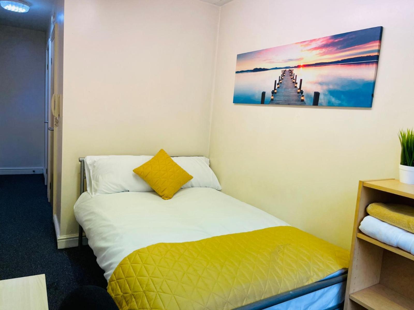 Sangha House - Ensuite Rooms with Shared Kitchen Facilities