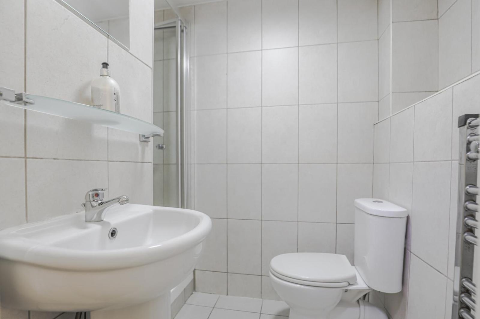 Sangha House - Ensuite Rooms with Shared Kitchen Facilities