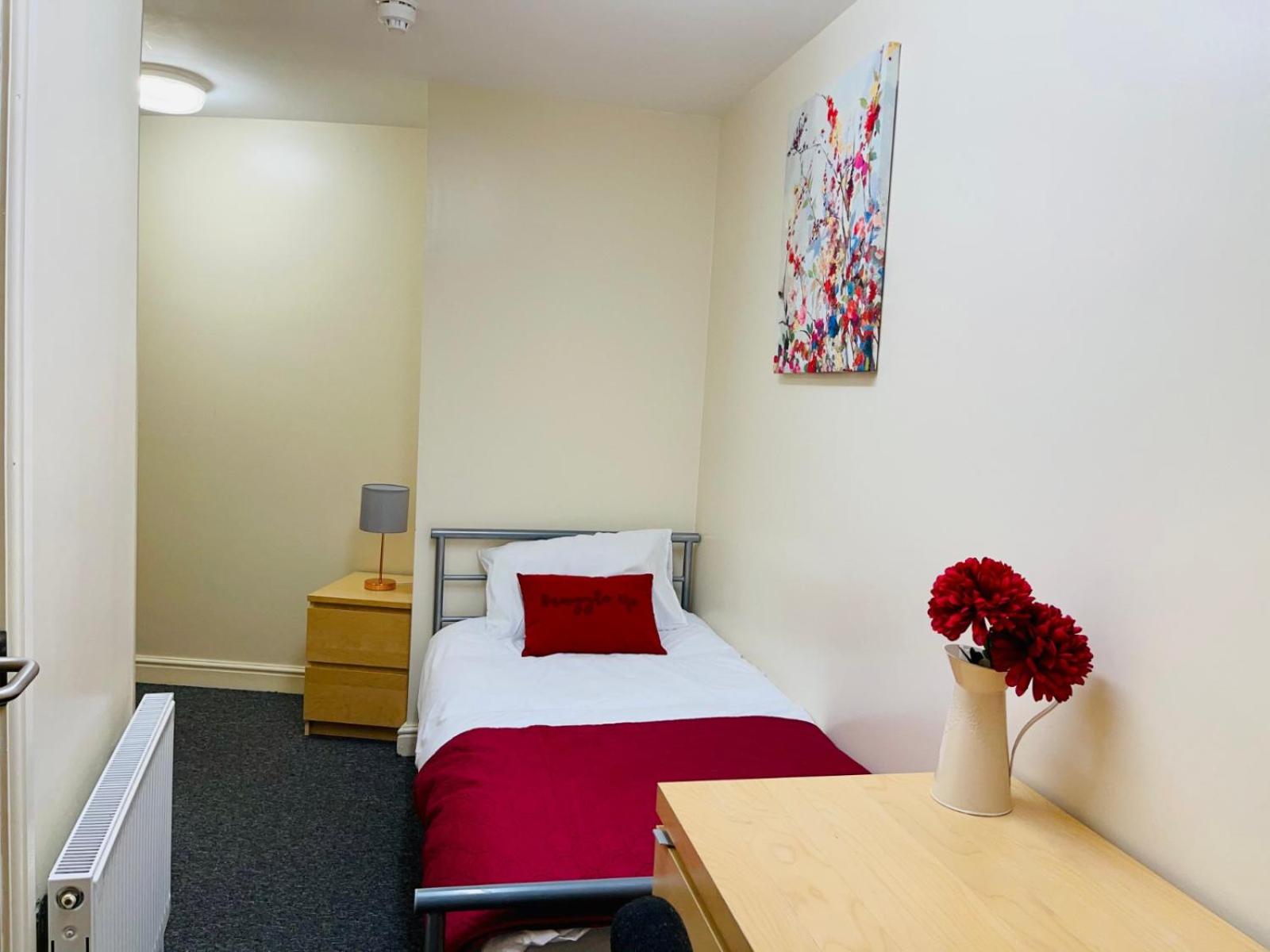 Sangha House - Ensuite Rooms with Shared Kitchen Facilities