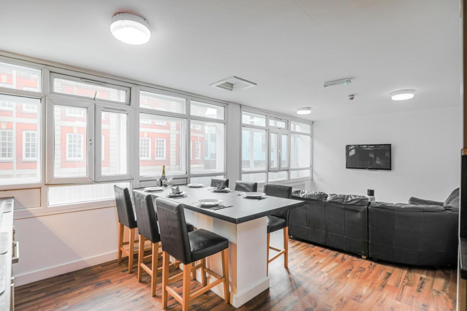 Sangha House - Ensuite Rooms with Shared Kitchen Facilities