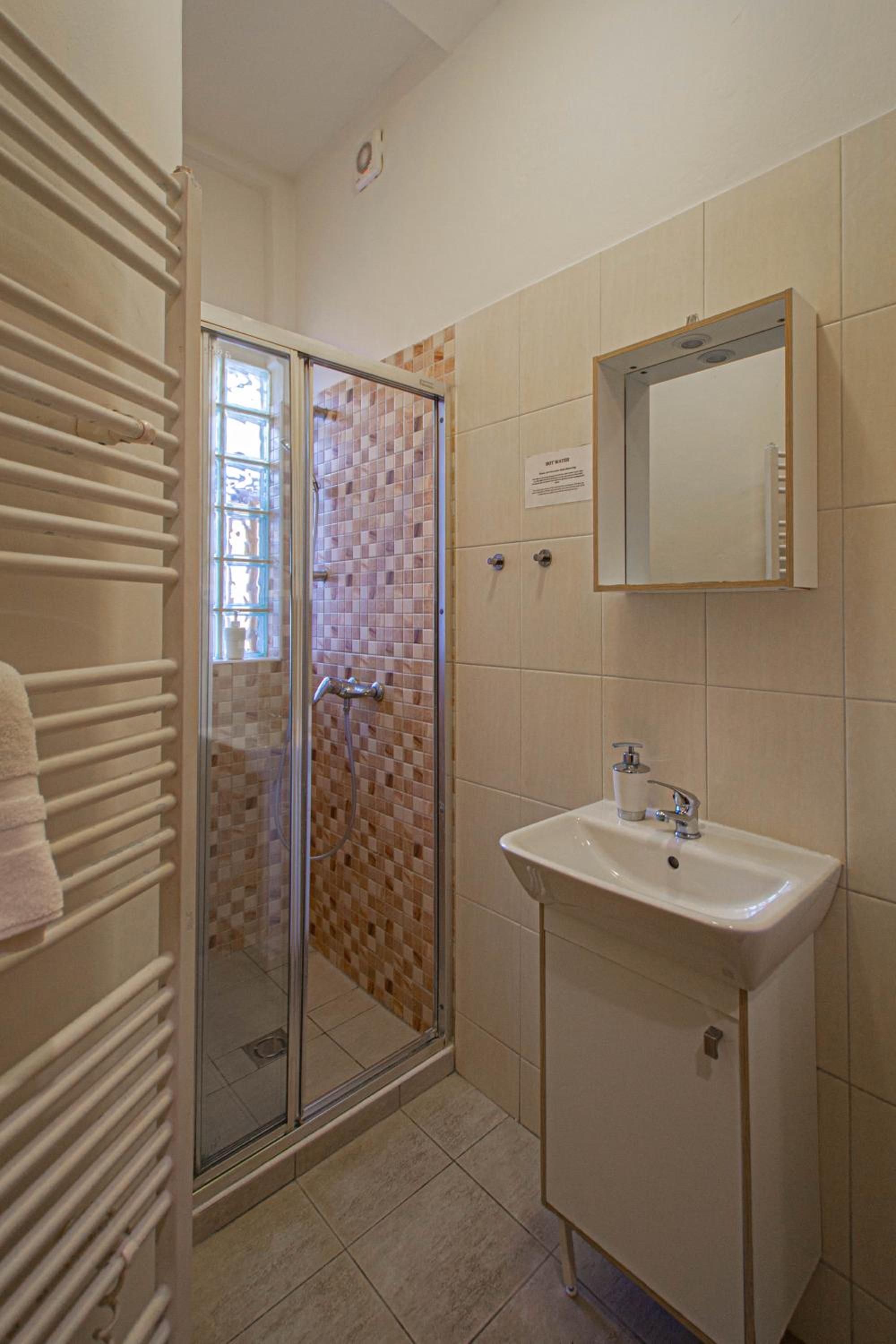 For celebrations spacious 3BDR apartment with balcony