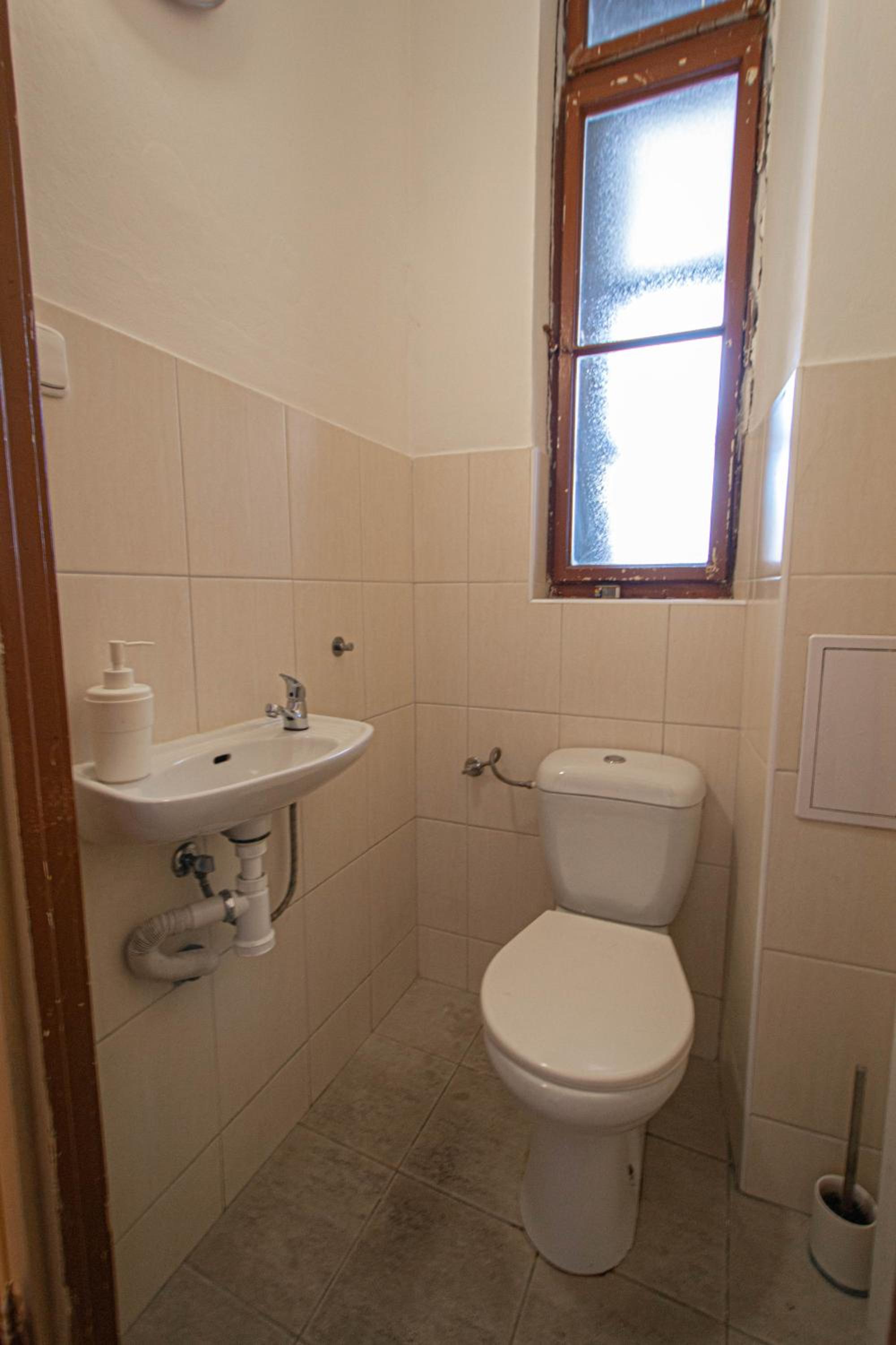 For celebrations spacious 3BDR apartment with balcony