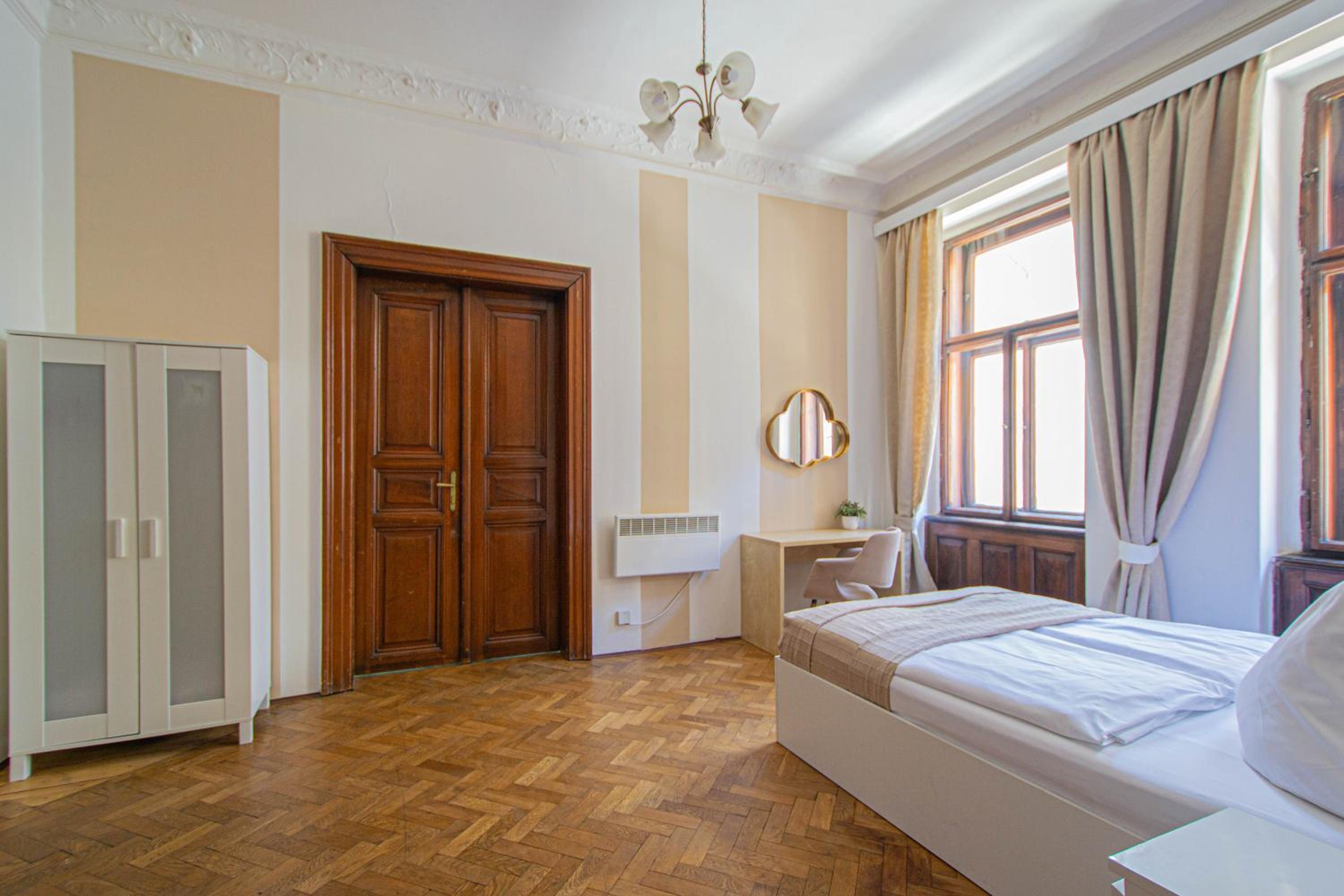 For celebrations spacious 3BDR apartment with balcony