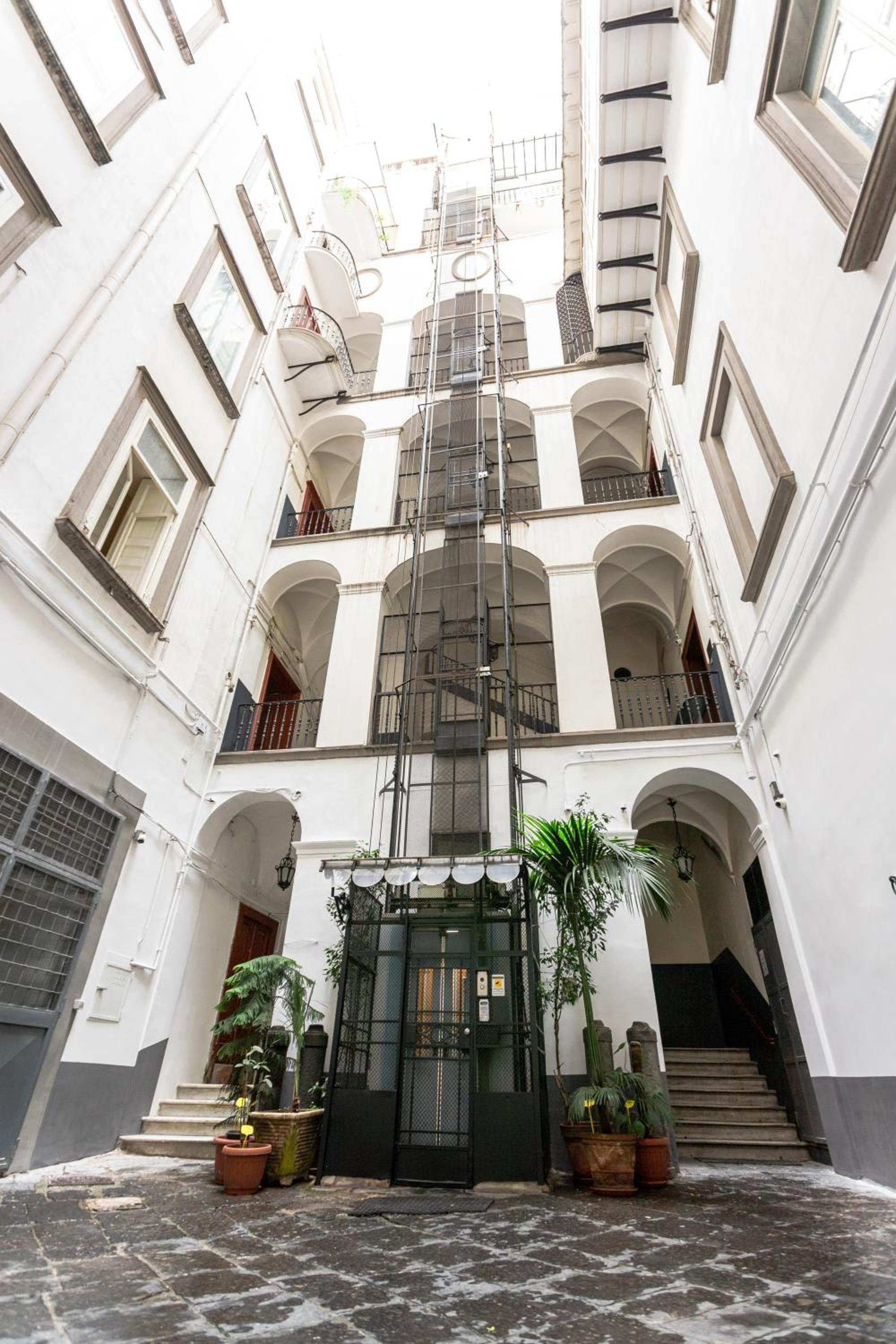 Arka Apartments