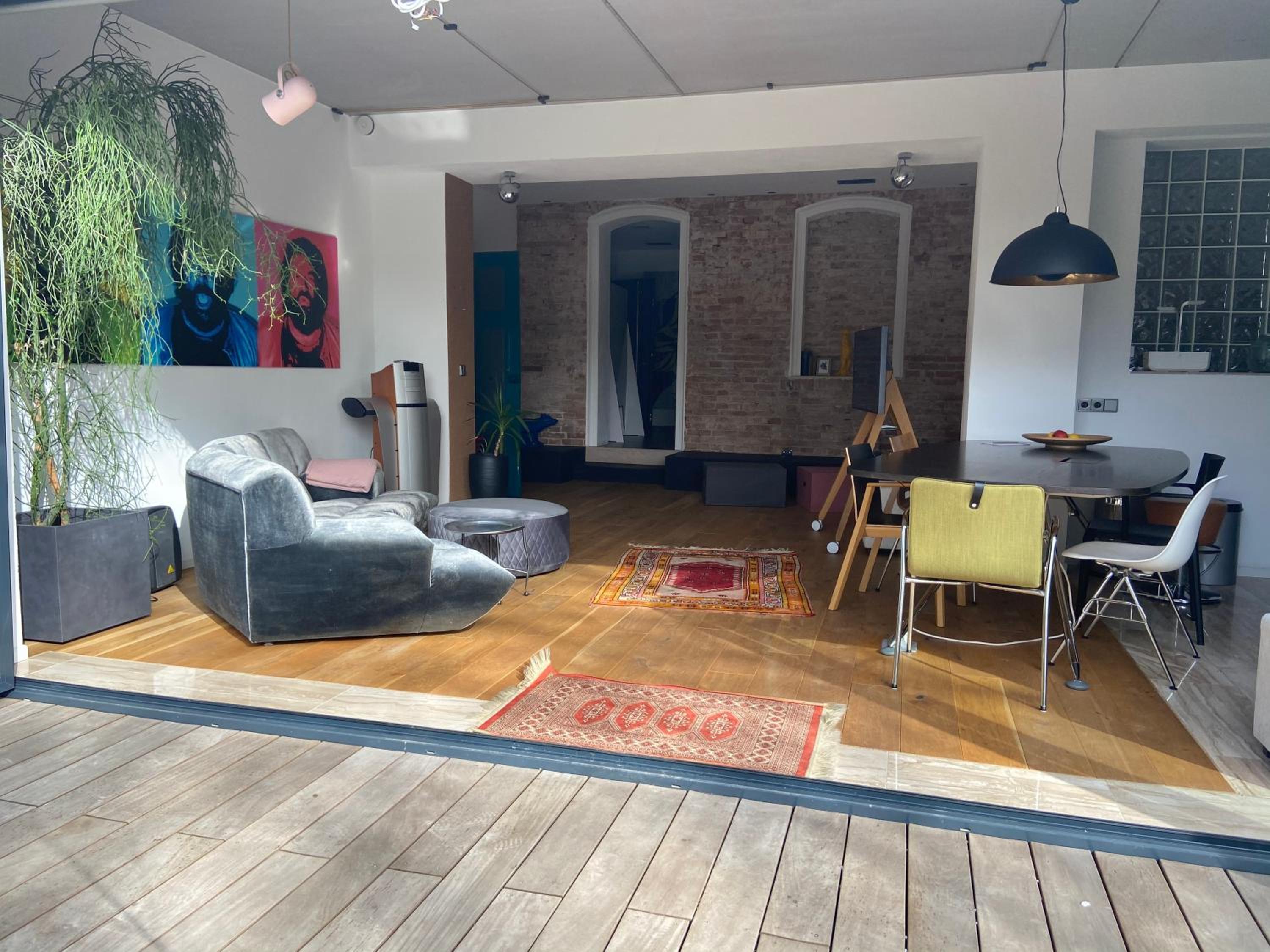 lounge