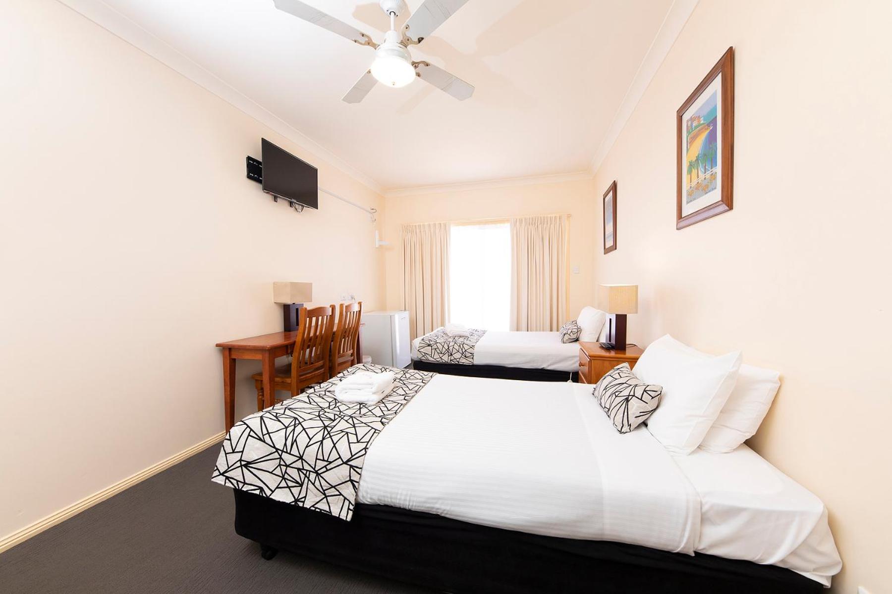 Meridian Beachside Apartments