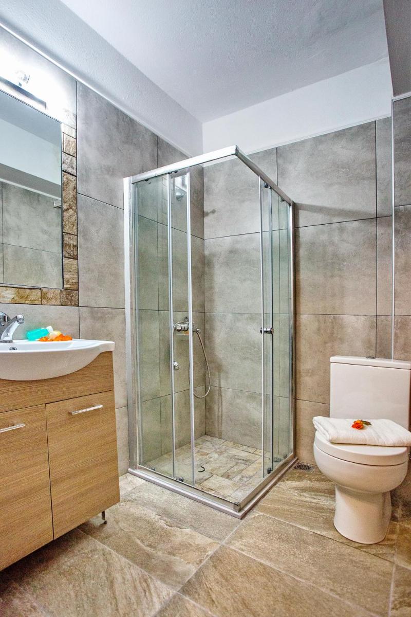 Rent House Diamond view 5