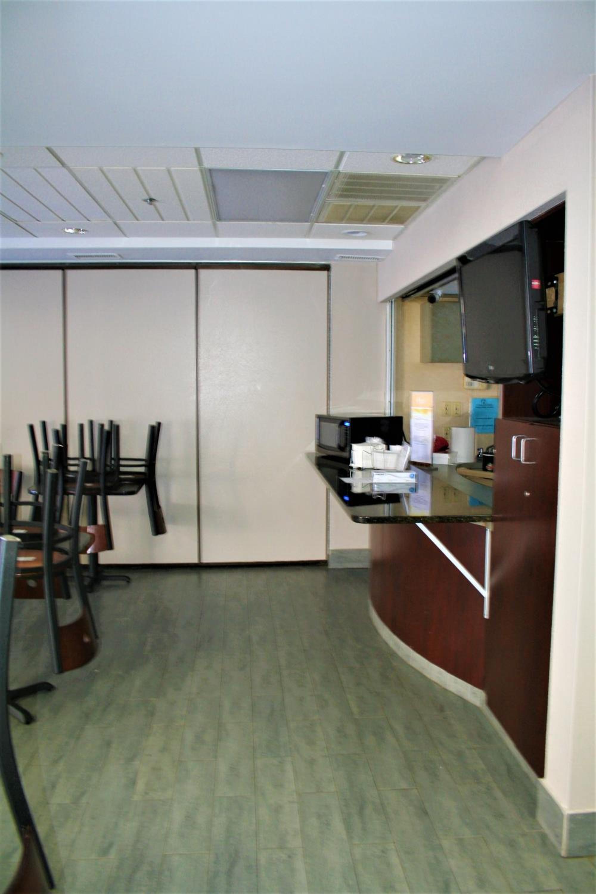 Quality Inn  Suites Kearneysville - Martinsburg - Property Image 8