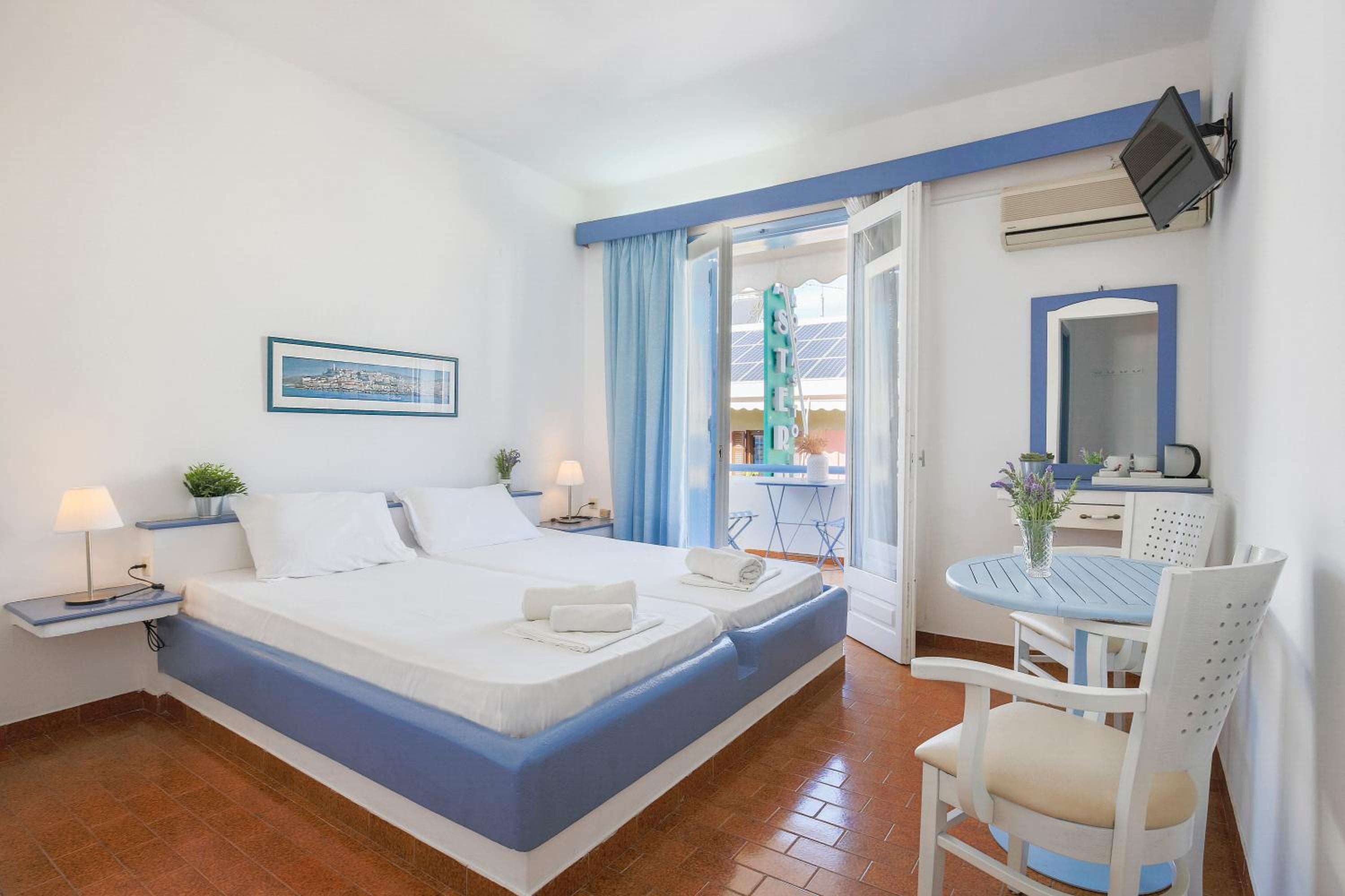 Hotel Asteroa