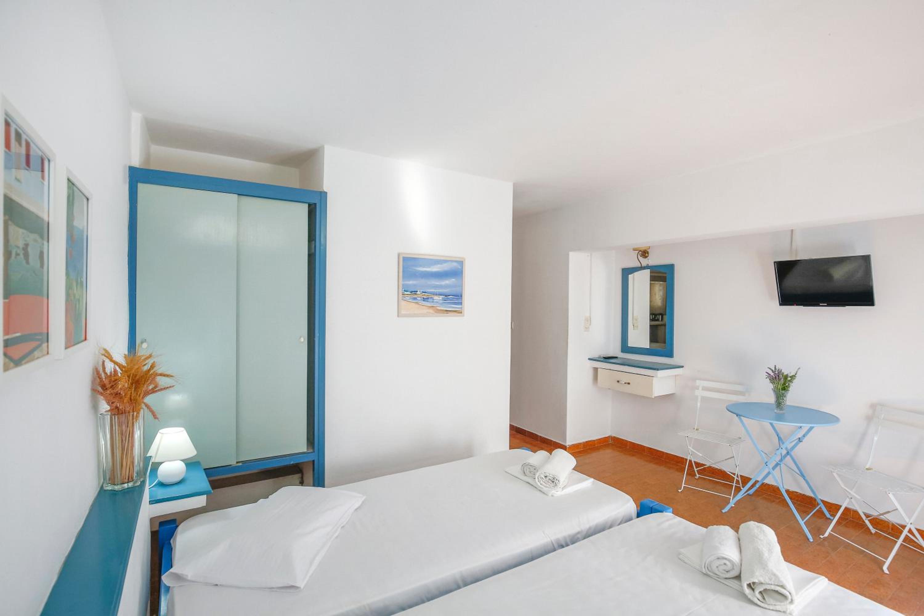Hotel Asteroa