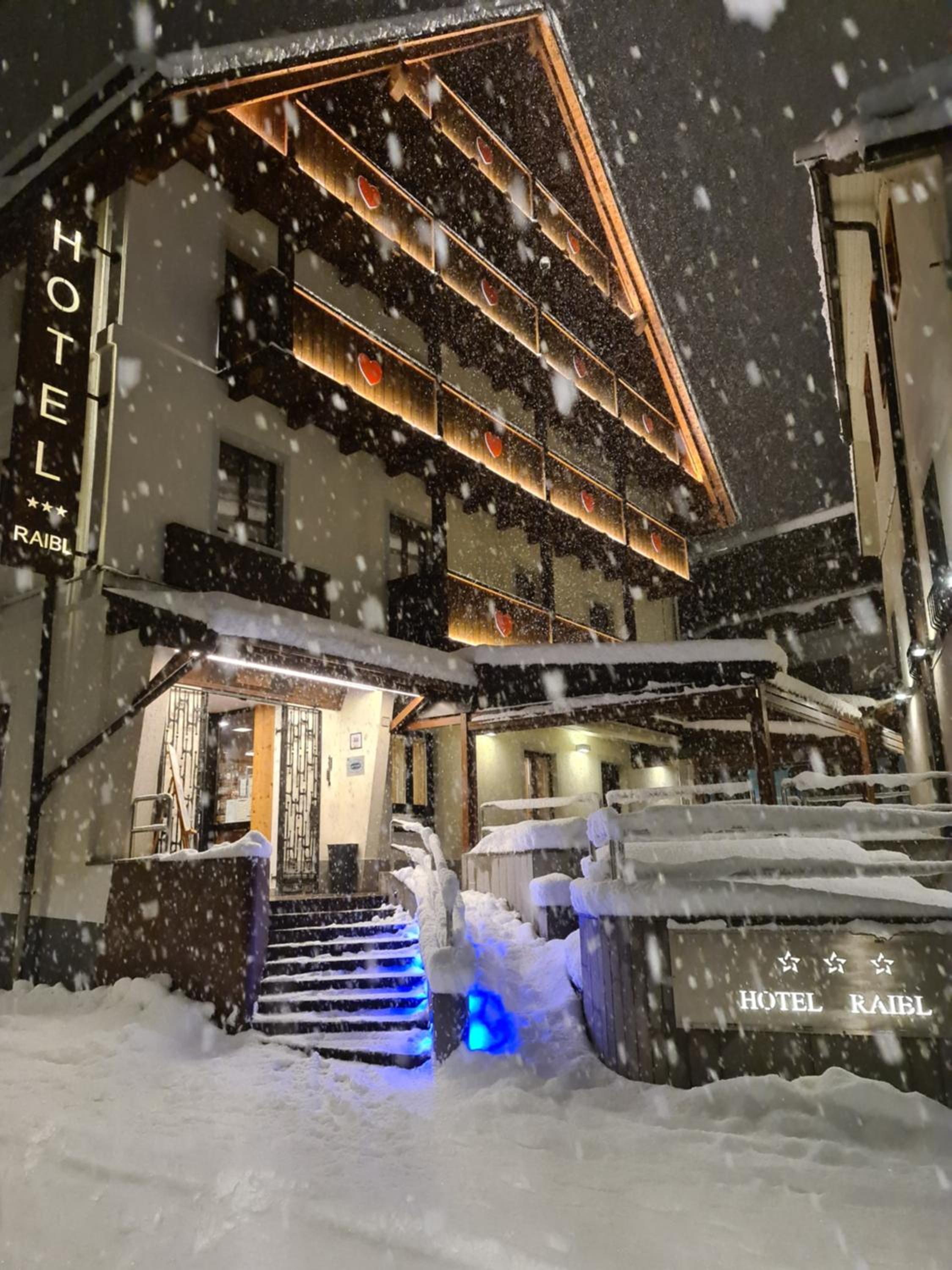 Hotel Raibl e Appartamenti - Image 1