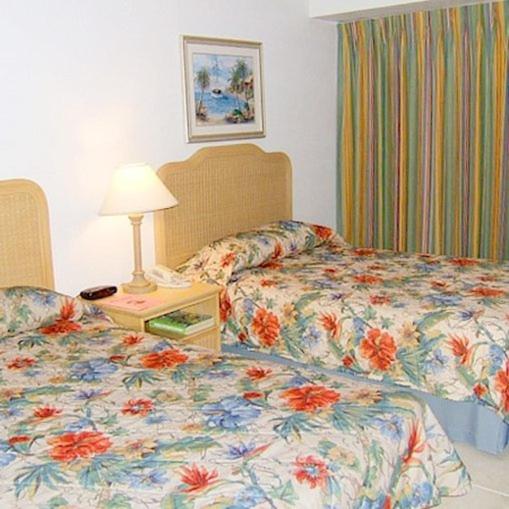 Castaways Resort and Suites