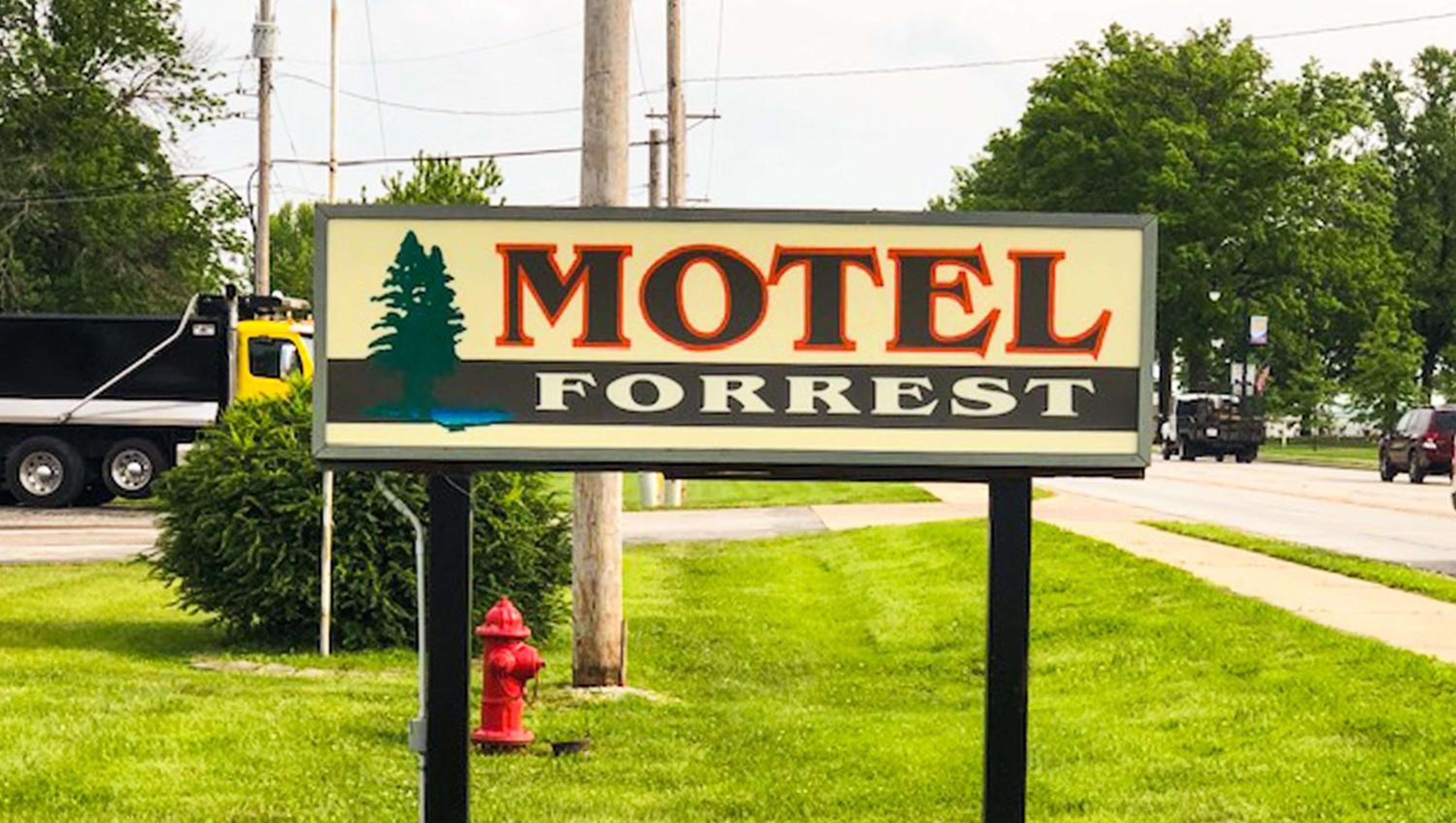 Terre Haute Vacations - Motel Forrest Rockville - Property Image 3