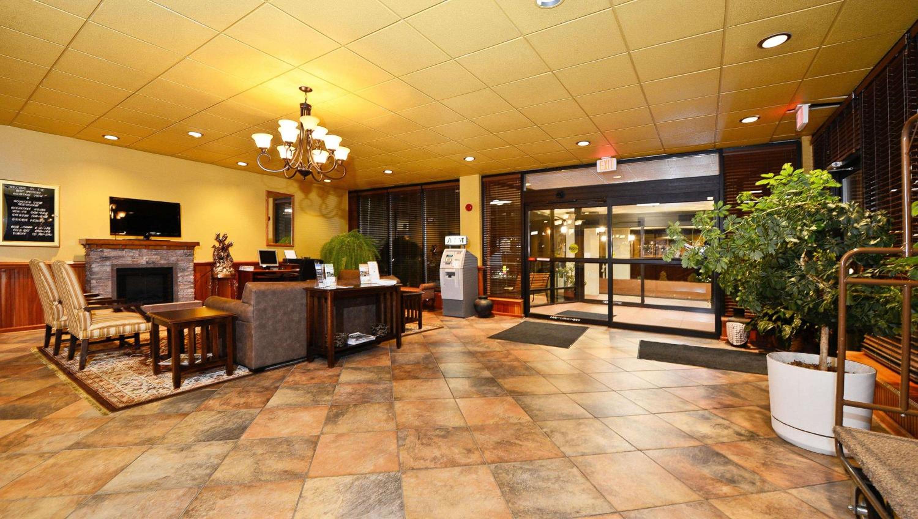 Hotel Red Rose by Townhouse Covington I-64