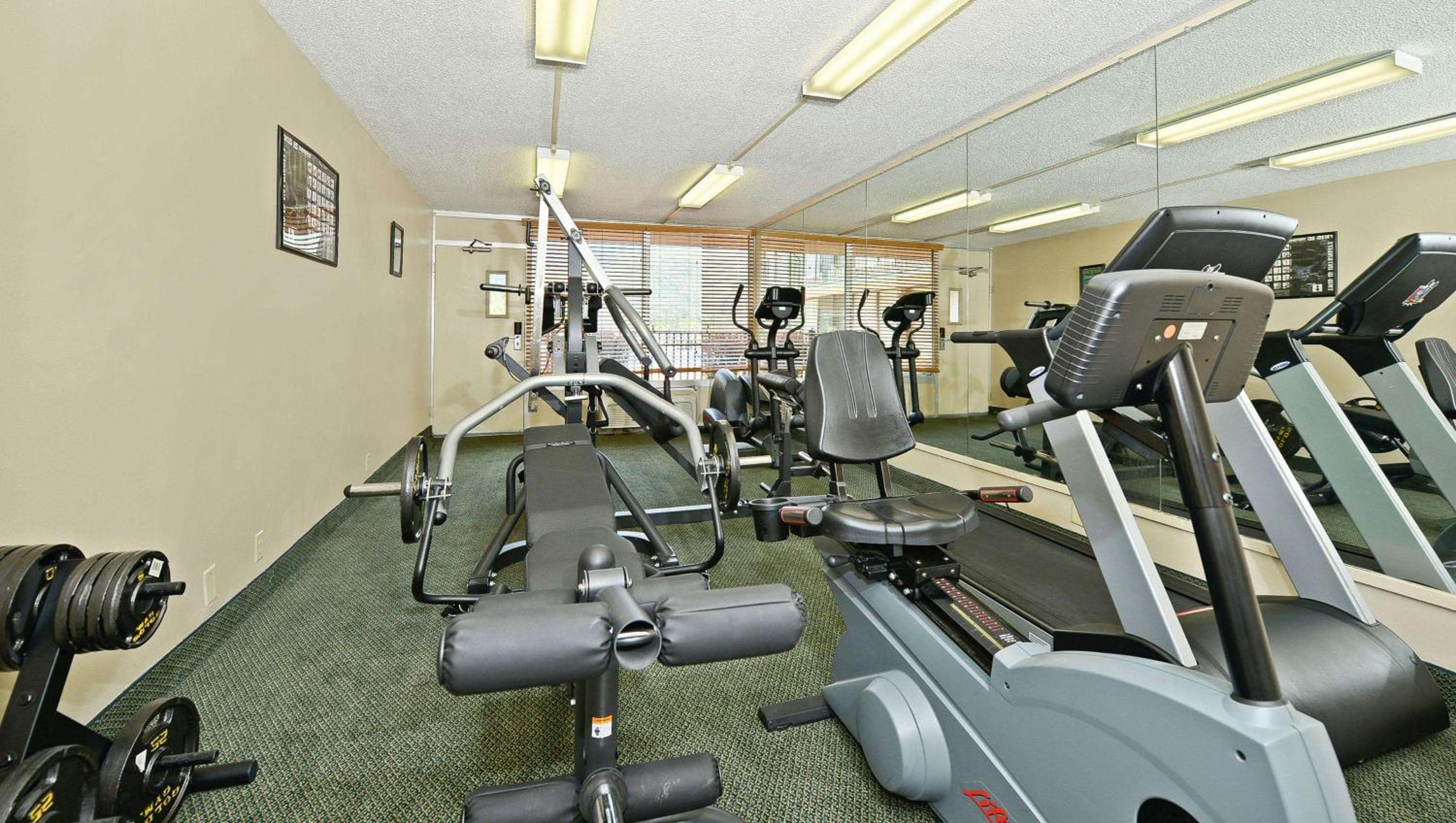 Hotel Red Rose by Townhouse Covington I-64