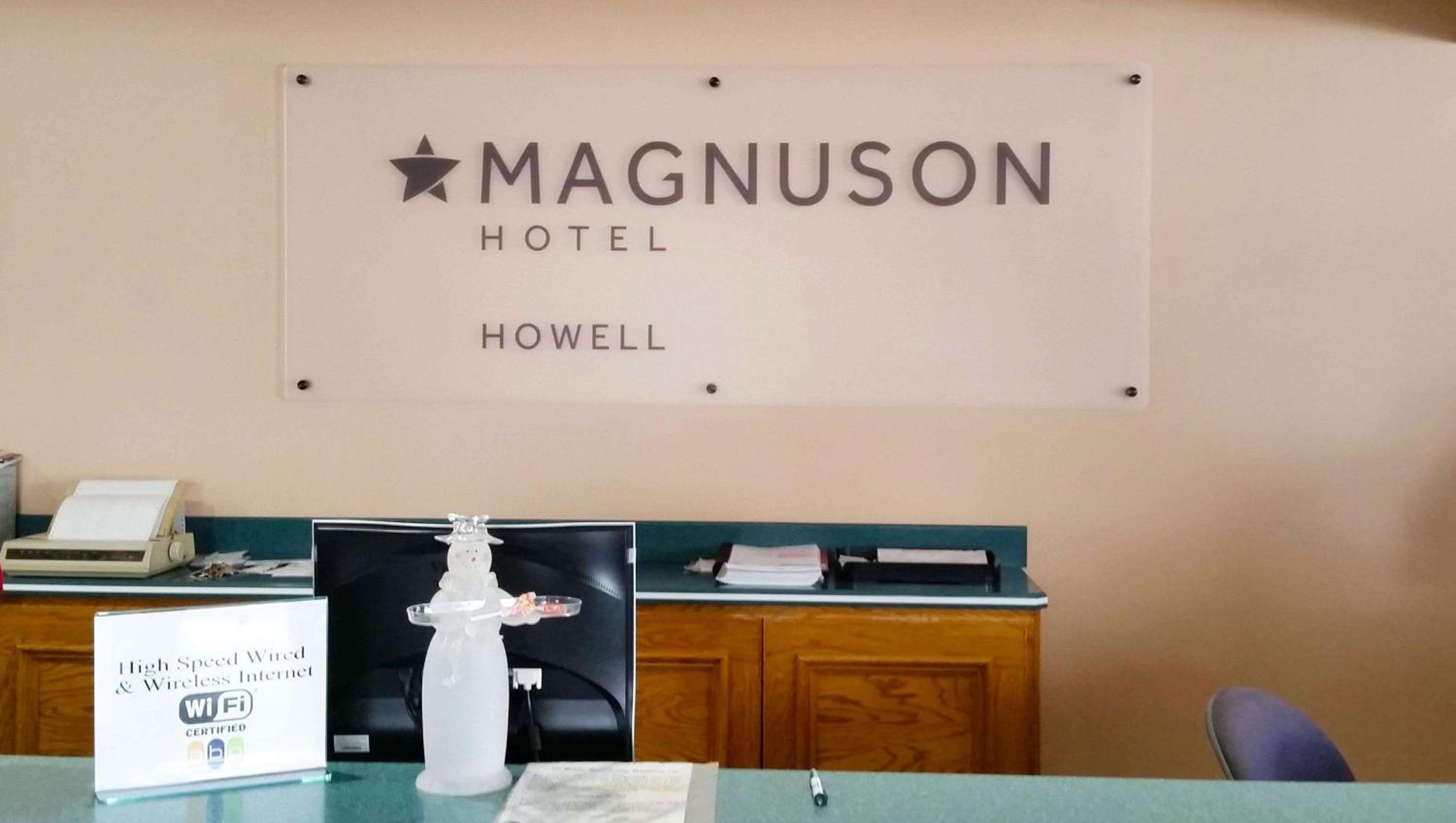 Magnuson Hotel Howell/Brighton