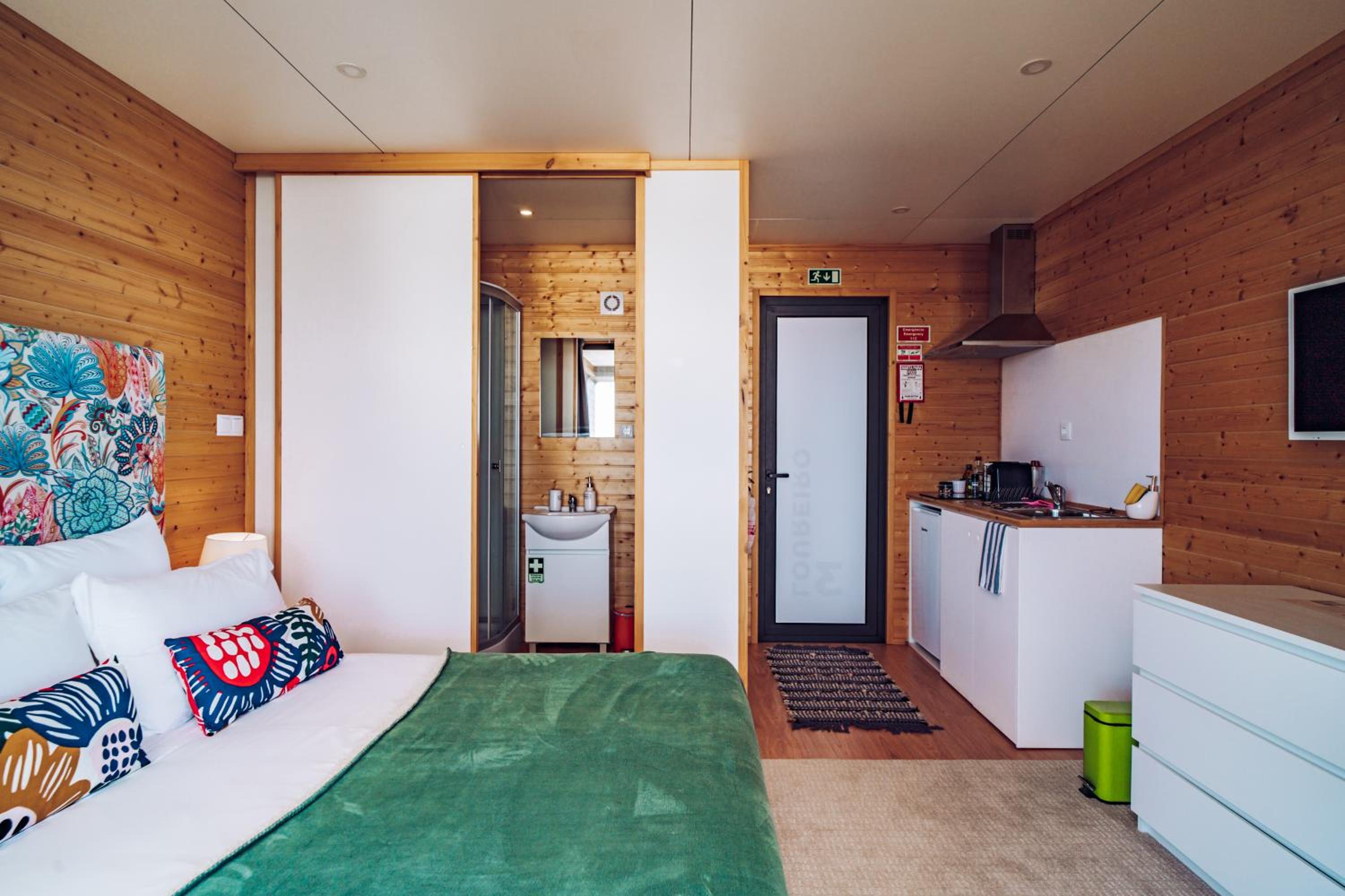 Calheta Glamping Pods - Nature Retreat view 2