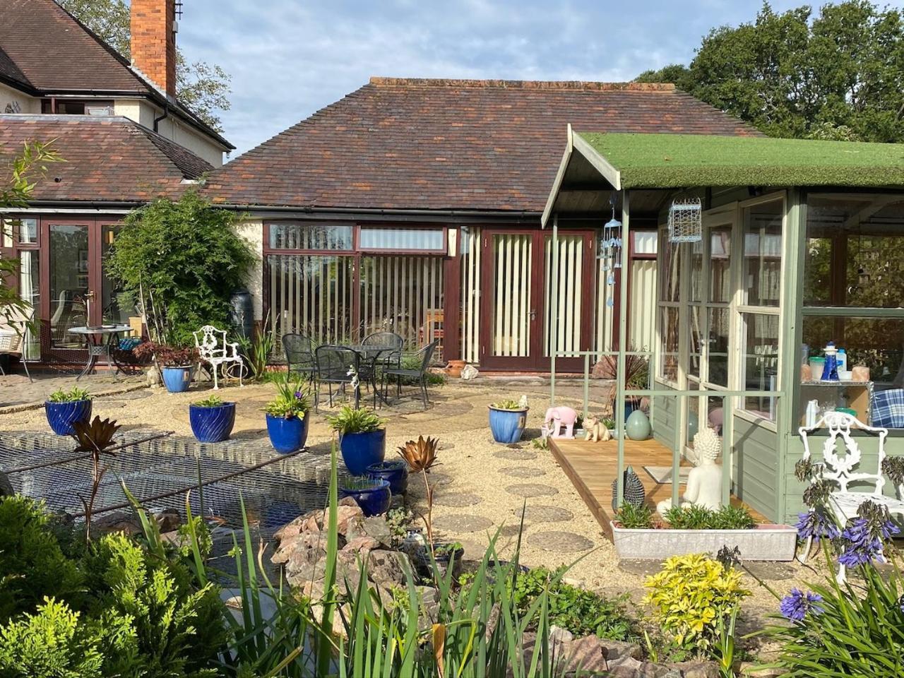 Orchard Side Bed and Breakfast