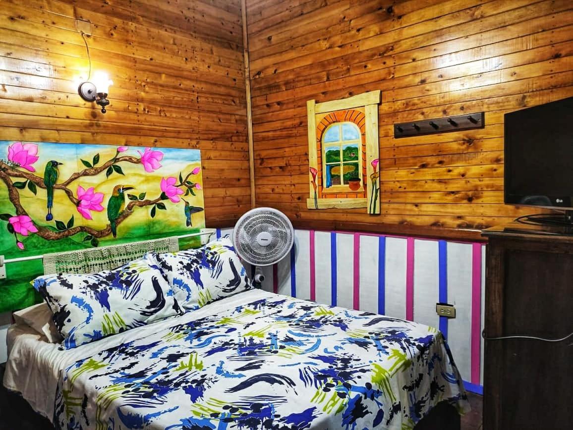 Hotel Tibouchina