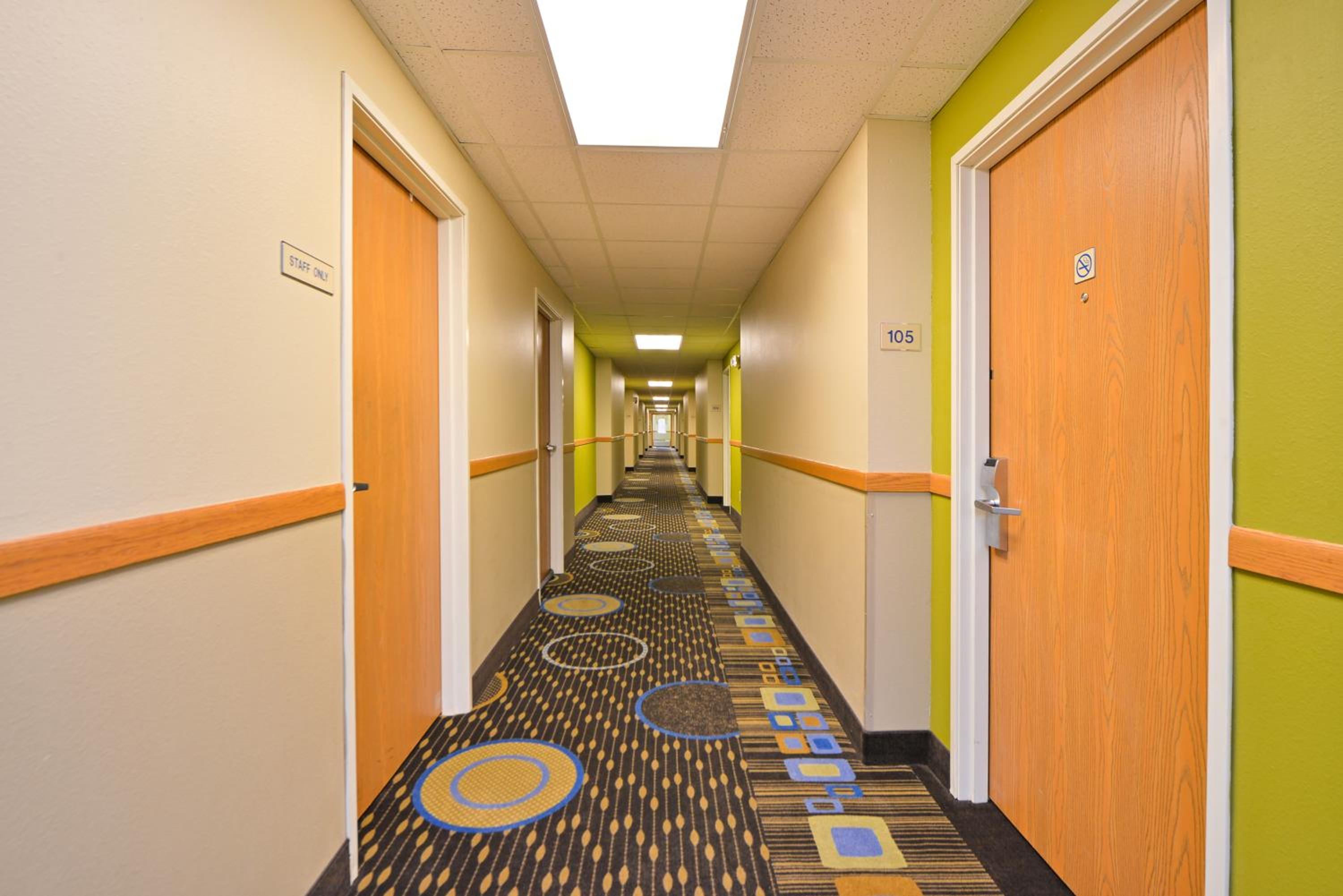 Regency Inn Geneseo, Photo 21