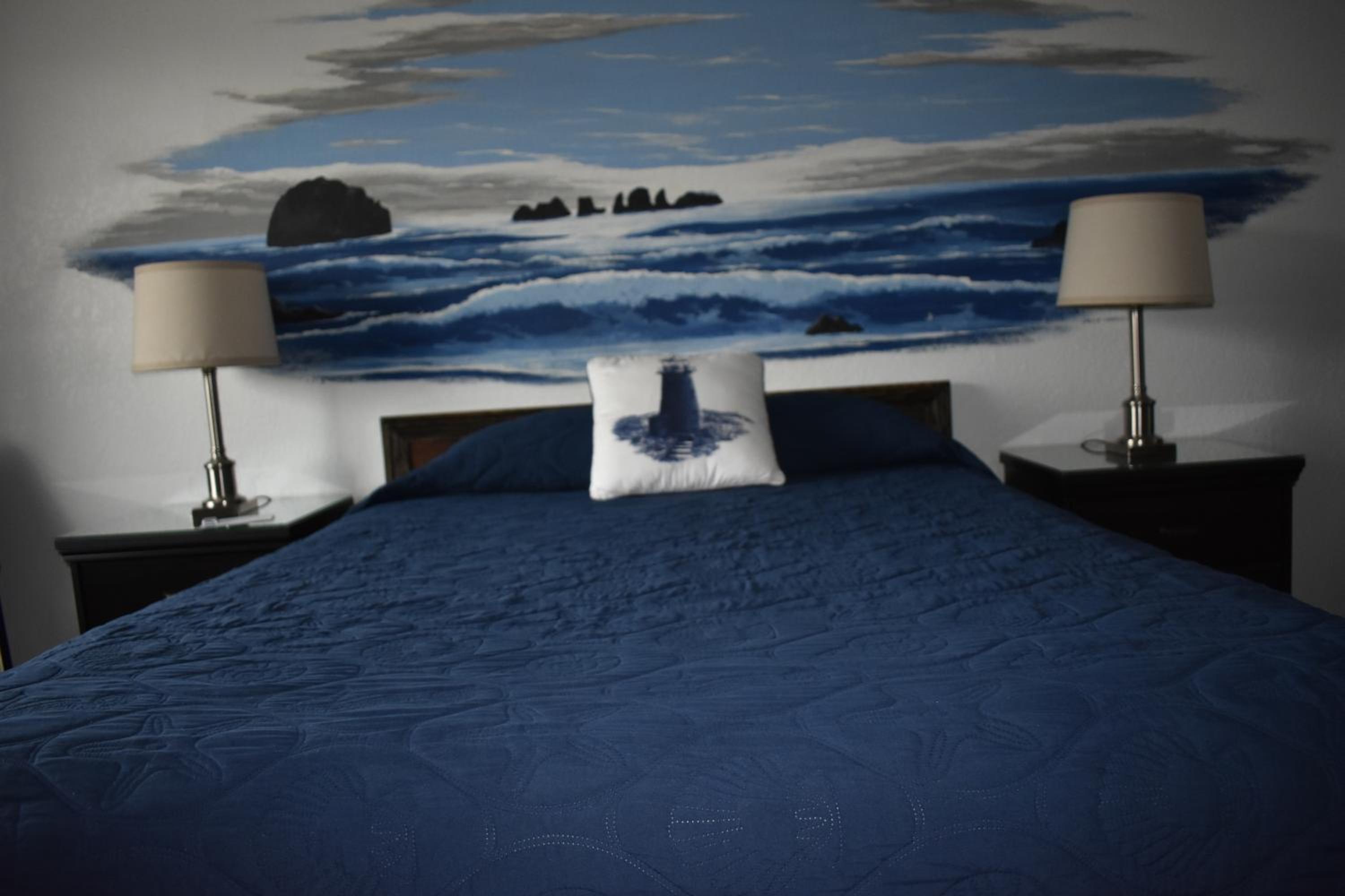Lighthouse Cove Inn