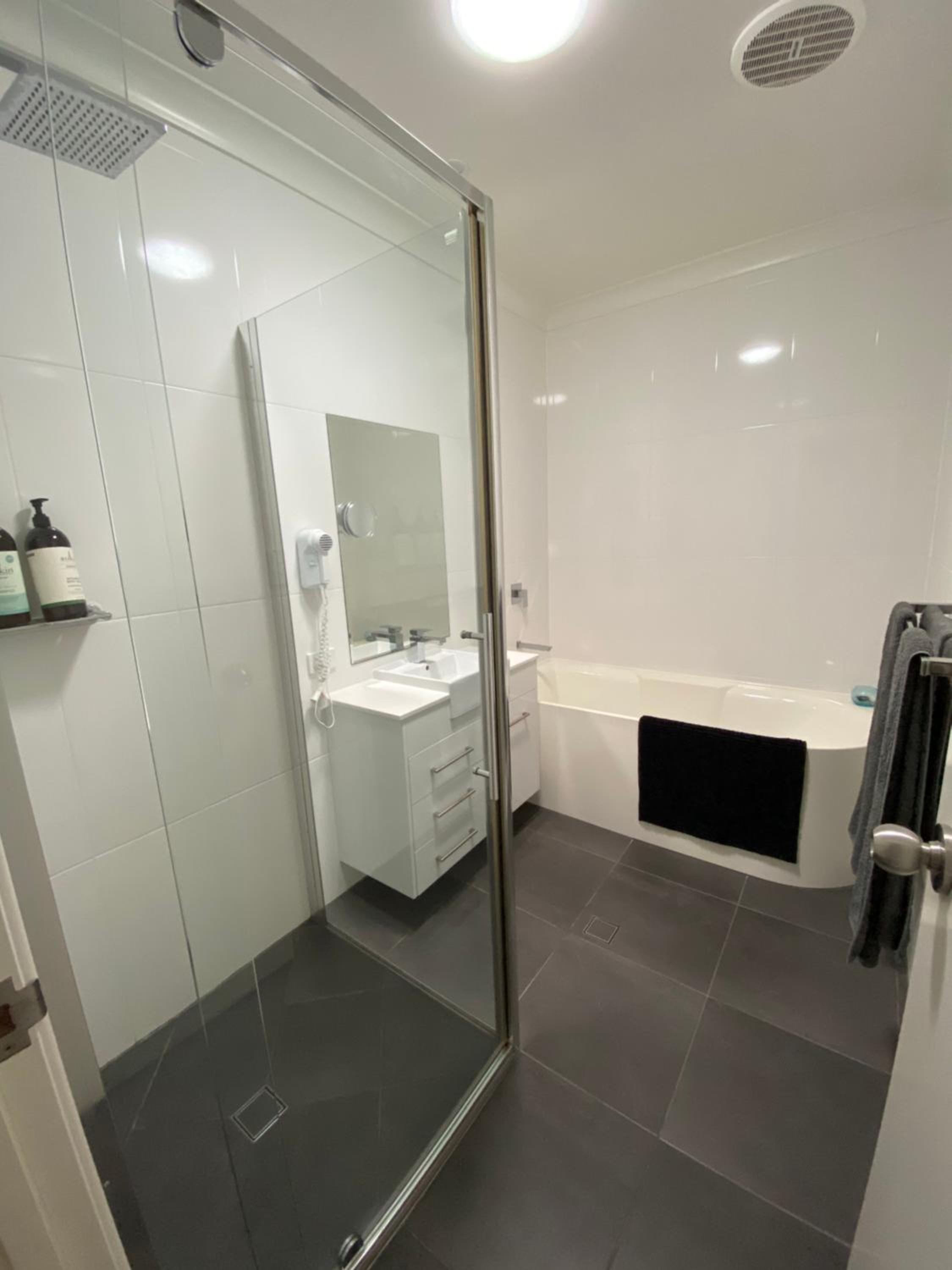 Photo 42
