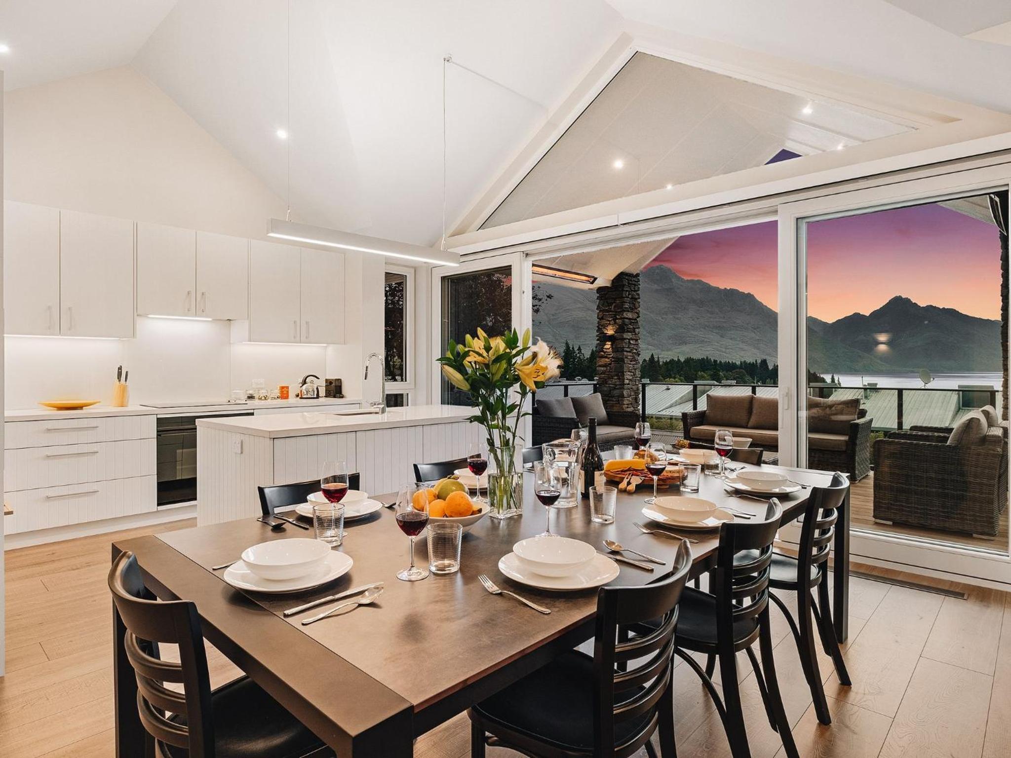 Stonehill Villa - 5 Bed view 3