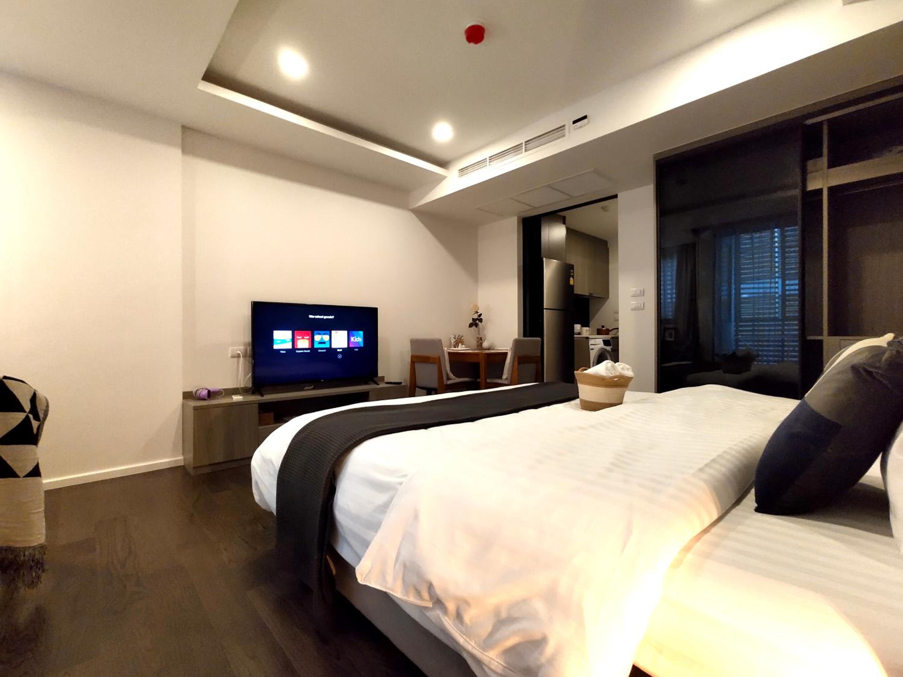 Circle Rein Sukhumvit 12 #1BR#Pool&Gym#Near Terminal 21#Max2